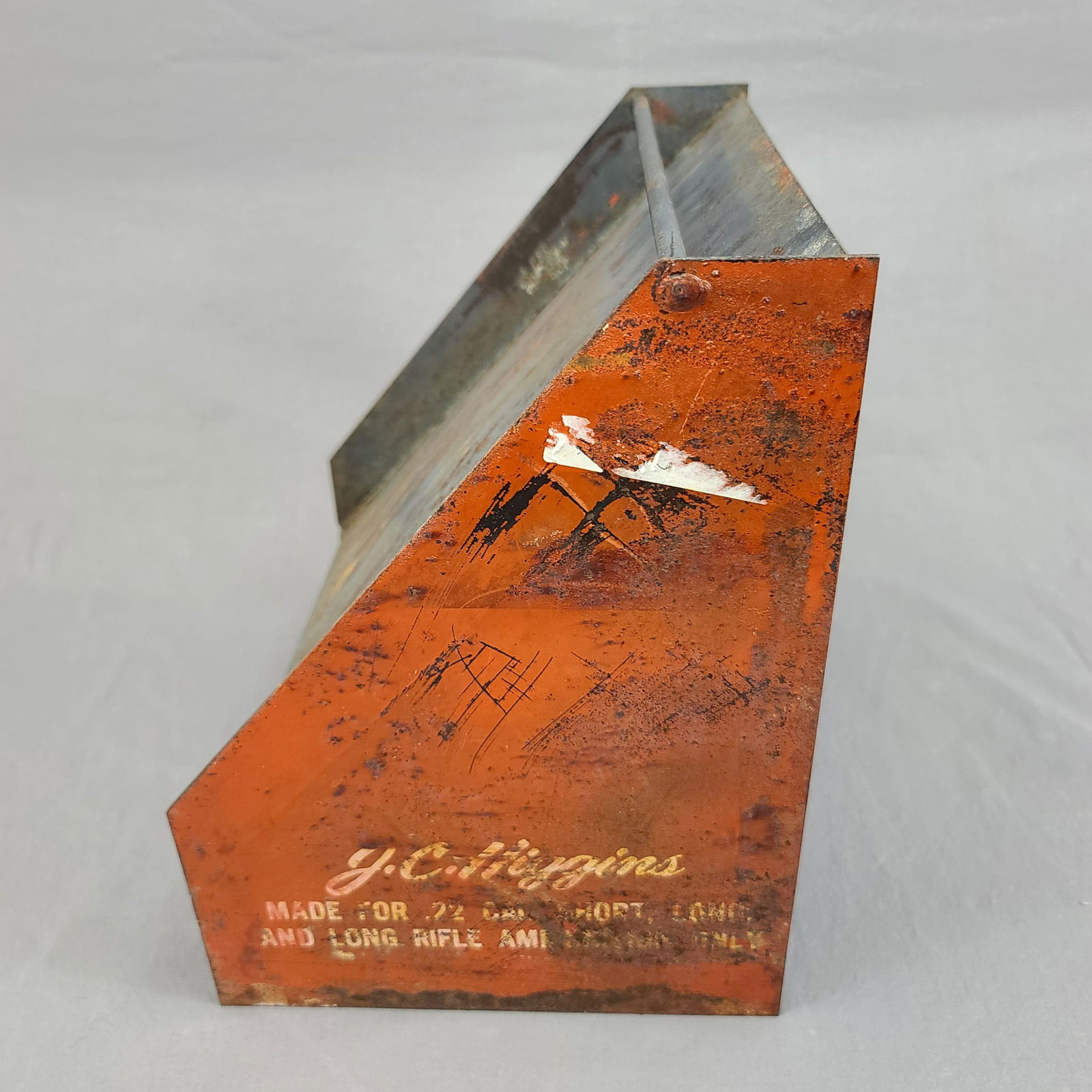 Vintage Sears Roebuck J. C. Higgins .22 caliber bullet: Vintage Sears Roebuck J. C. Higgins .22 caliber bullet trap, Measurements ( L x W x H) 11 x 9 x 12". Nice shape... age related wear...