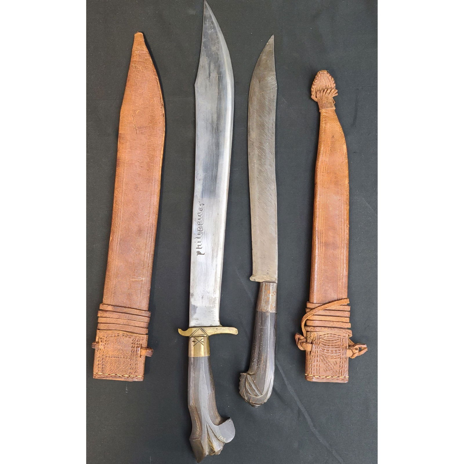 2 Large Vintage Knives (1 of 20)