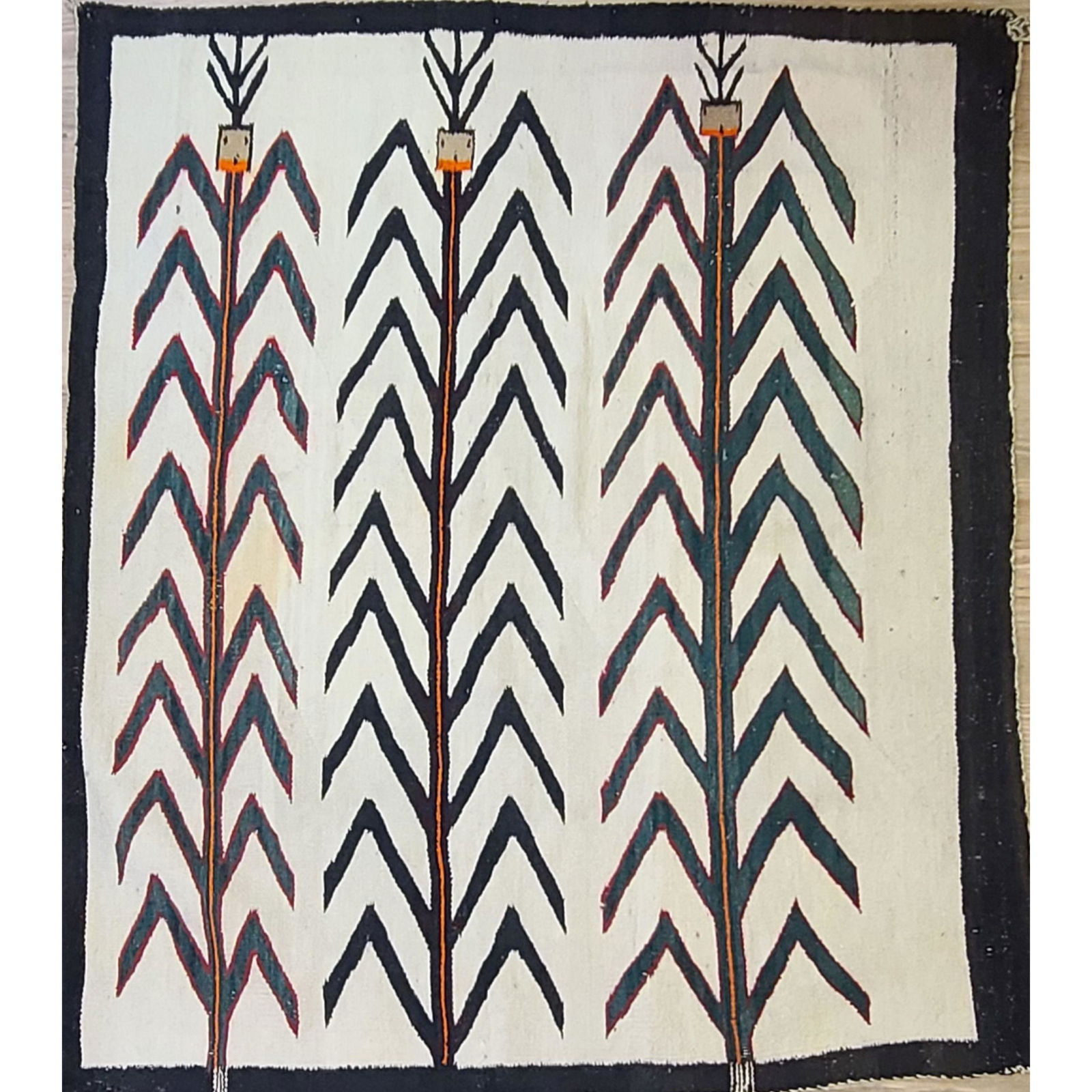 A Fine Antique Navajo Rug Pictorial Corn / Yei Pre 1940 (1 of 20)