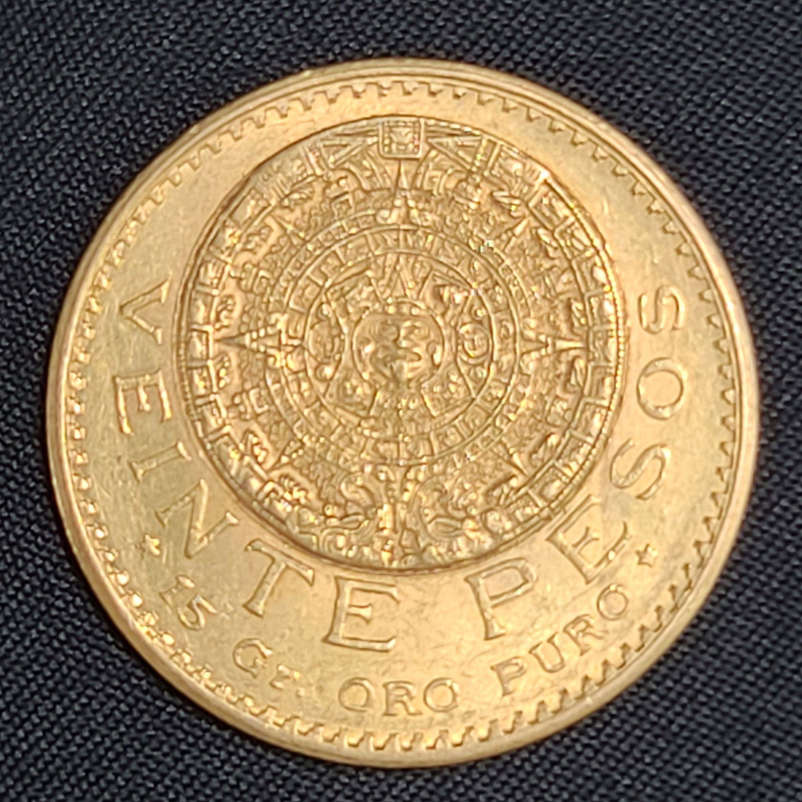 1918 Mexican Gold Coin 17 Grams 20 PESOS (1 of 8)