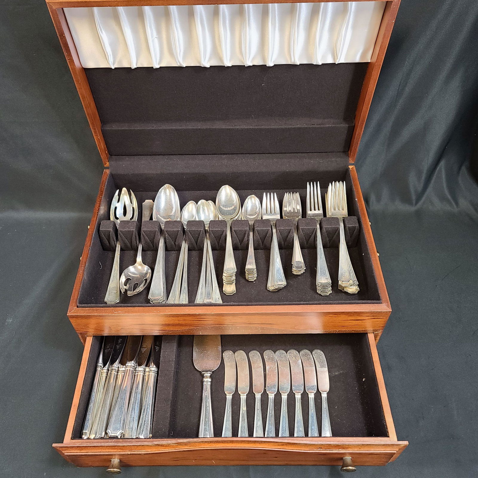 Gorham Sterling Silver Flatware 94 Pieces 3019 G PLUS!! (1 of 11)