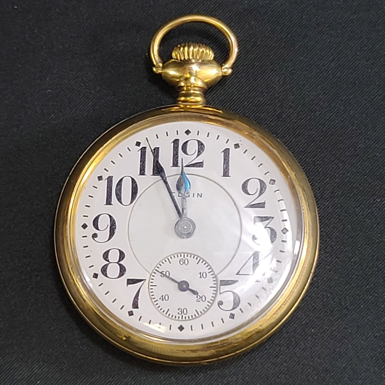 A Nice Vintage RR 21 jewel Elgin Watch Father Time (1 of 10)