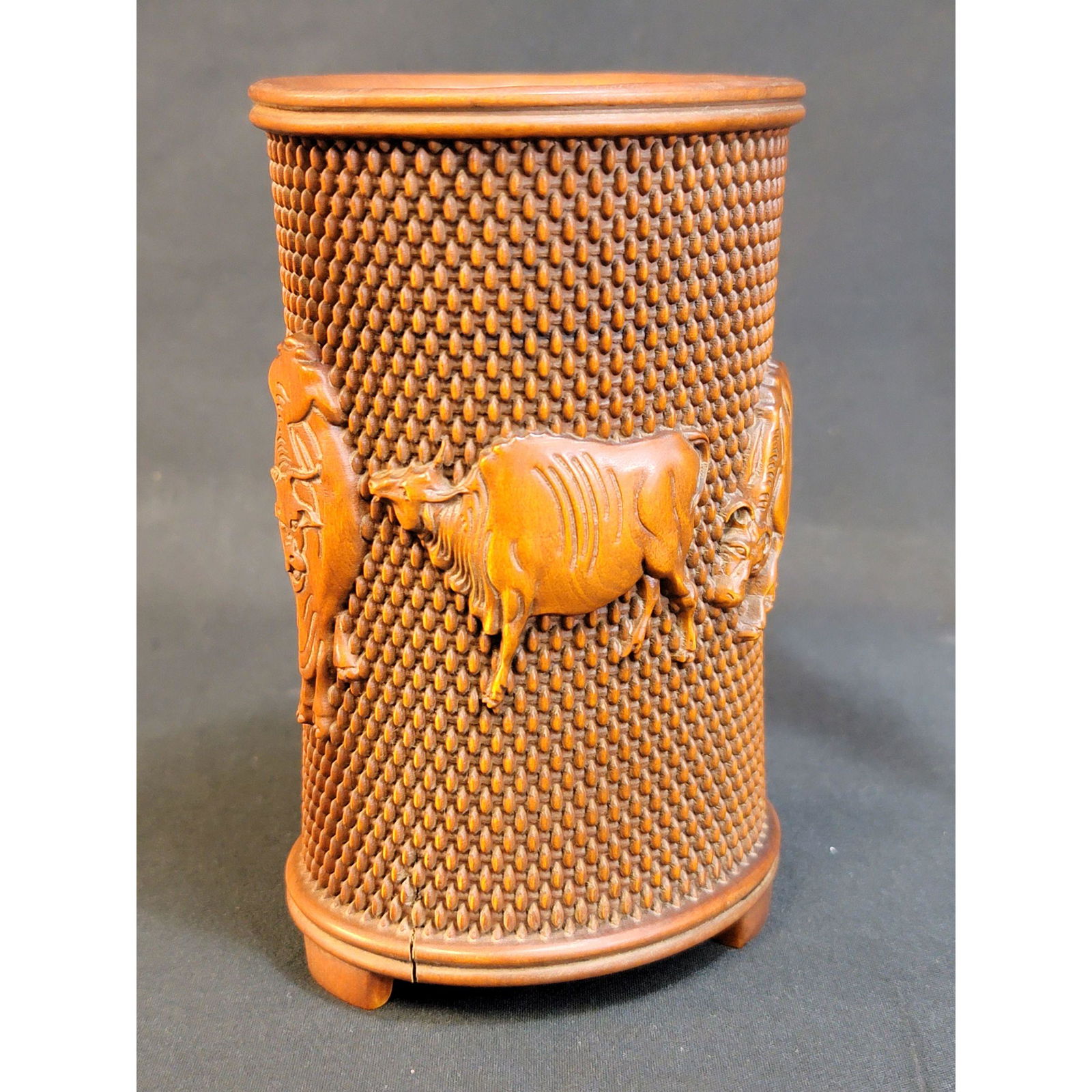 A Chinese Boxwood Brush Pot / Pen Holder (1 of 13)