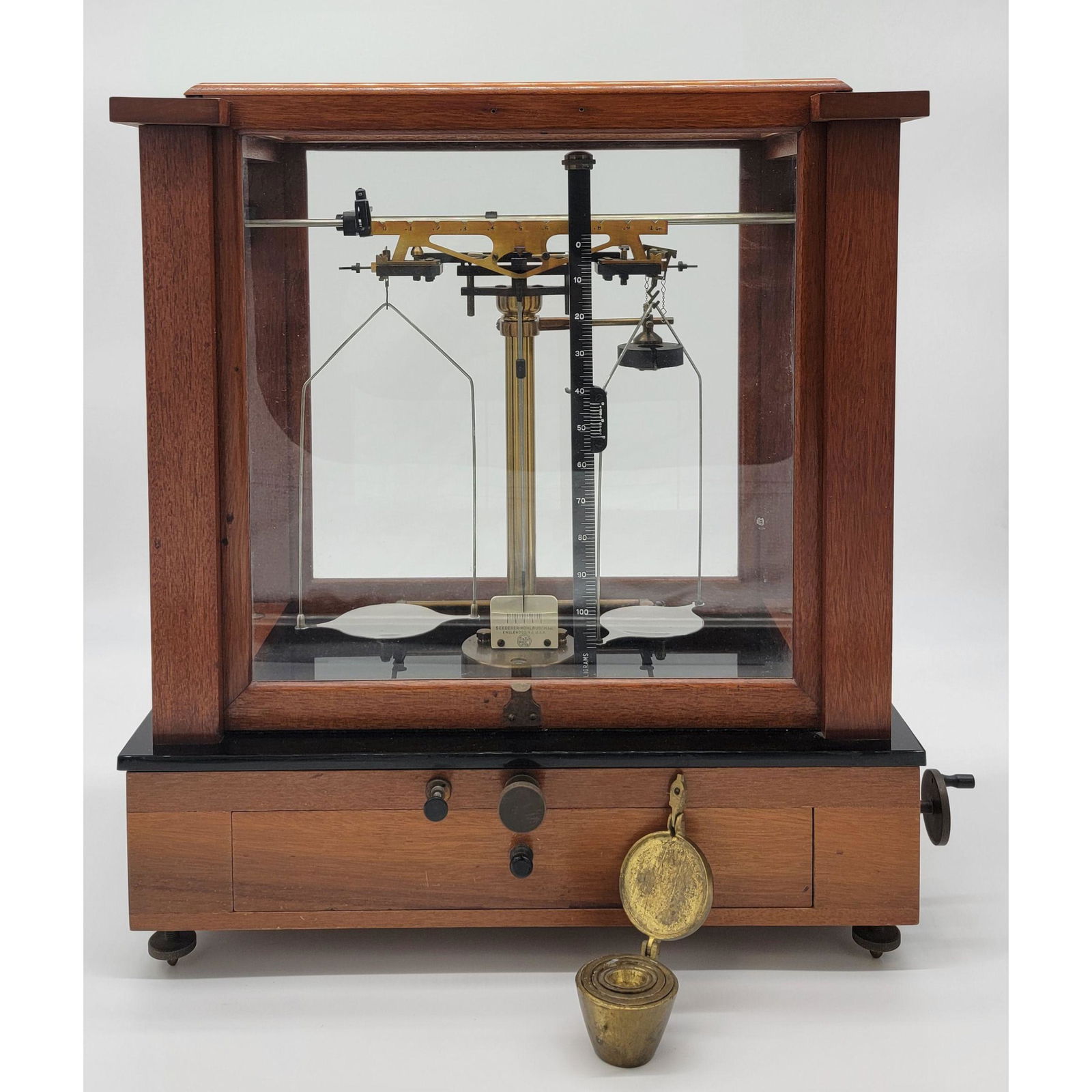 Antique Early Balance Scale Complete Seederer Kohlbusch: Antique Early Balance Scale Complete Seederer Kohlbusch. Measure 18 3/4" x 9 3/4" x 18.5"