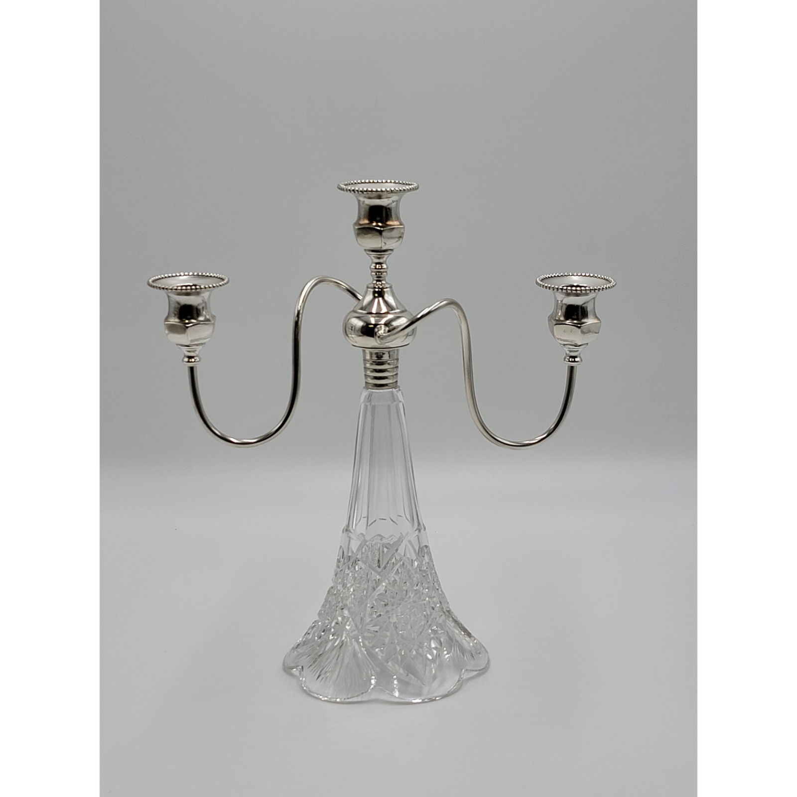 A Nice Single Silver Plated Cut Glass Candelabra (1 of 12)