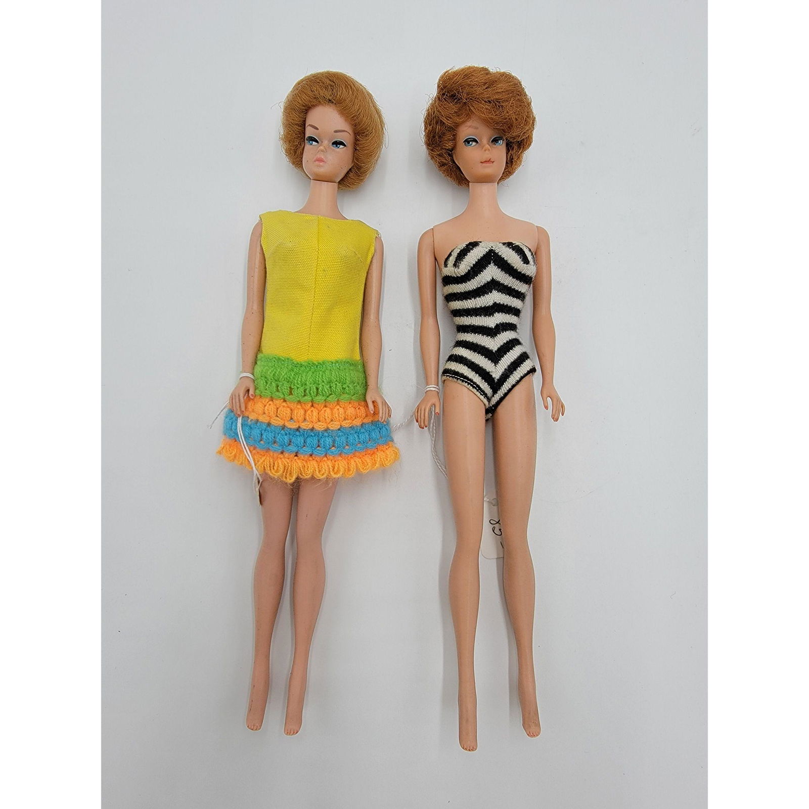 2 Vintage Barbie Dolls: 2 Vintage Barbie Dolls In Good Condition See pics