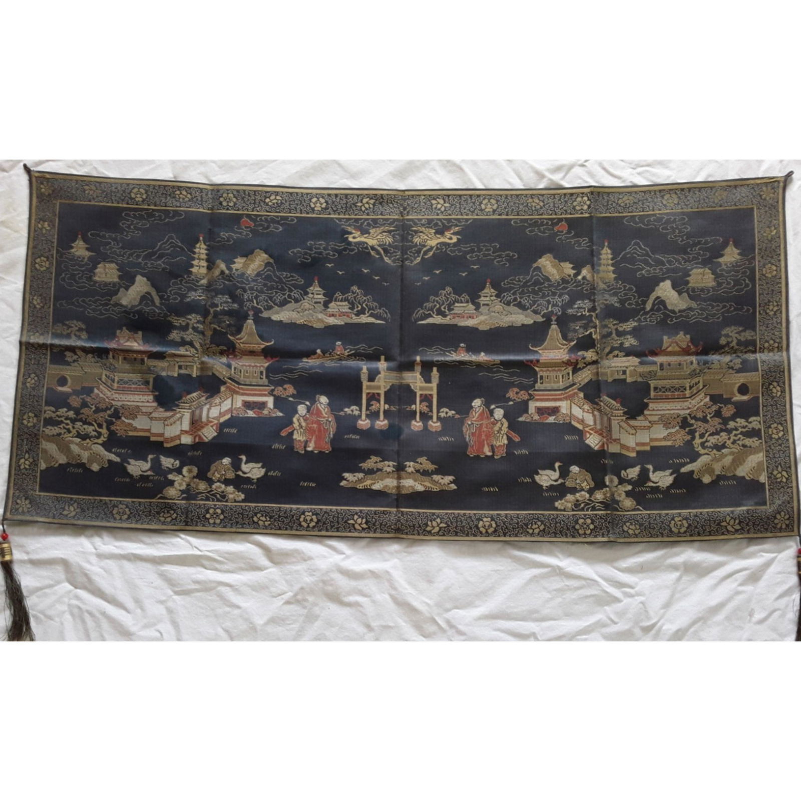 Chinese Embroidery Silk Panel 1900-1930 (1 of 14)