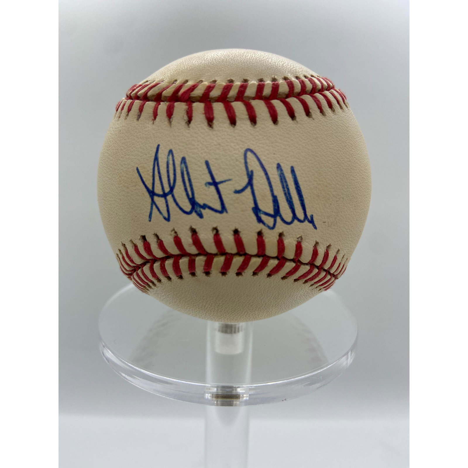 MLB ALBERT BELLE AUTOGRAPHED BASEBALL: MLB ALBERT BELLE AUTOGRAPHED BASEBALL