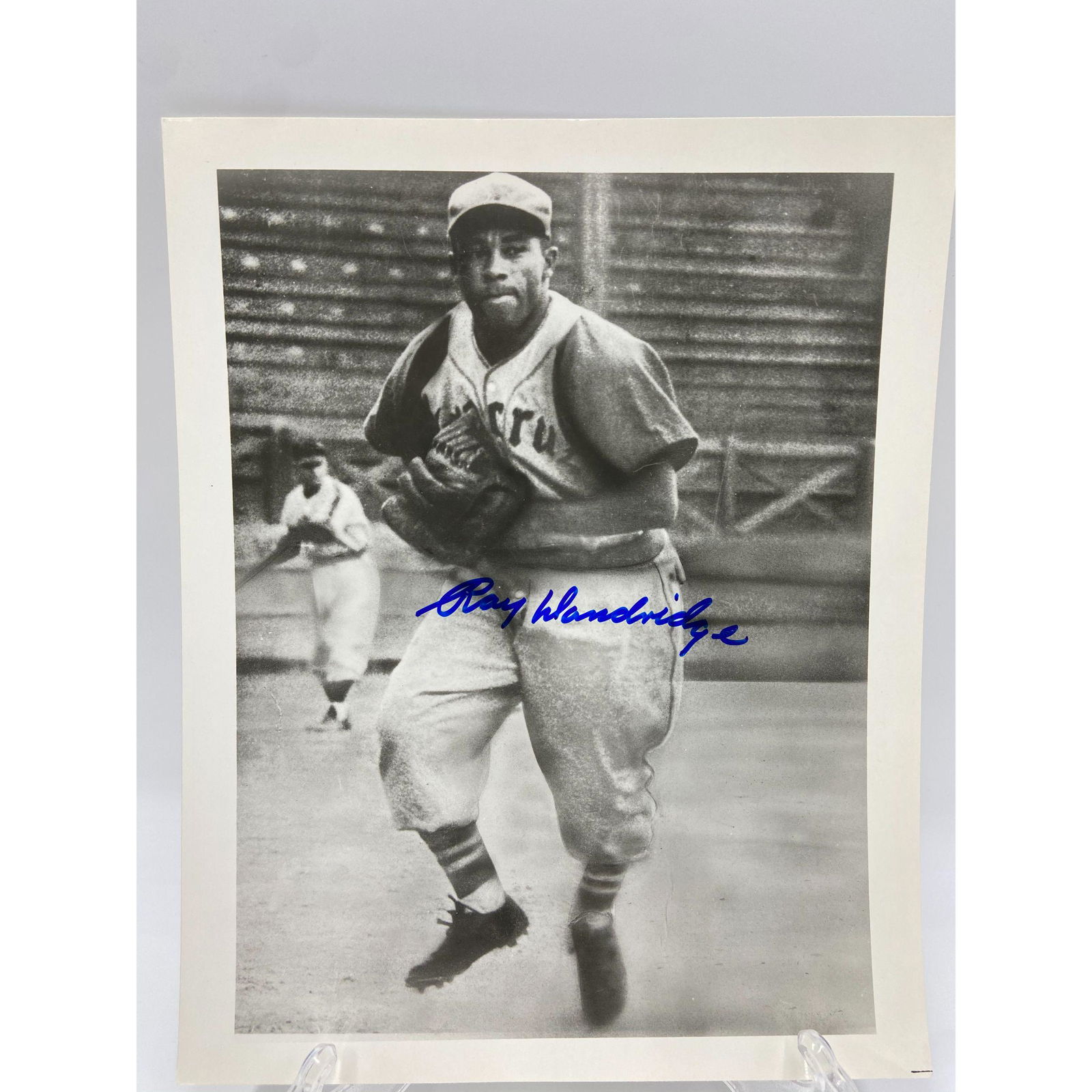 VINTAGE MLB HALL OF FAMER RAY DANDRIDGE AUTOGRAPHED PHO (1 of 3)
