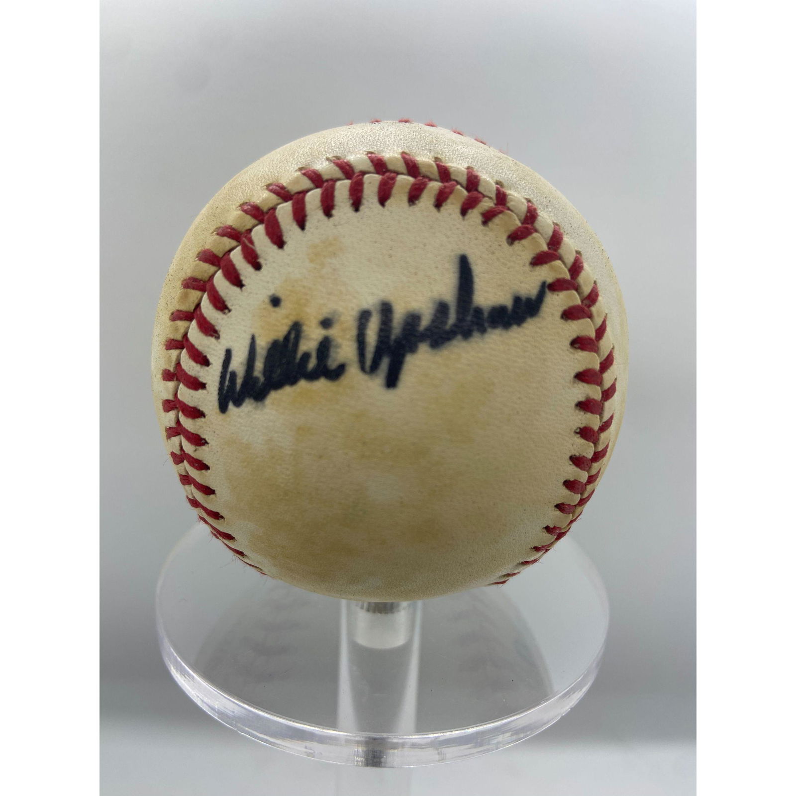 VINTAGE WILLIE UPSHAW TORONTO BLUE JAYS SIGNED BASEBALL (1 of 3)