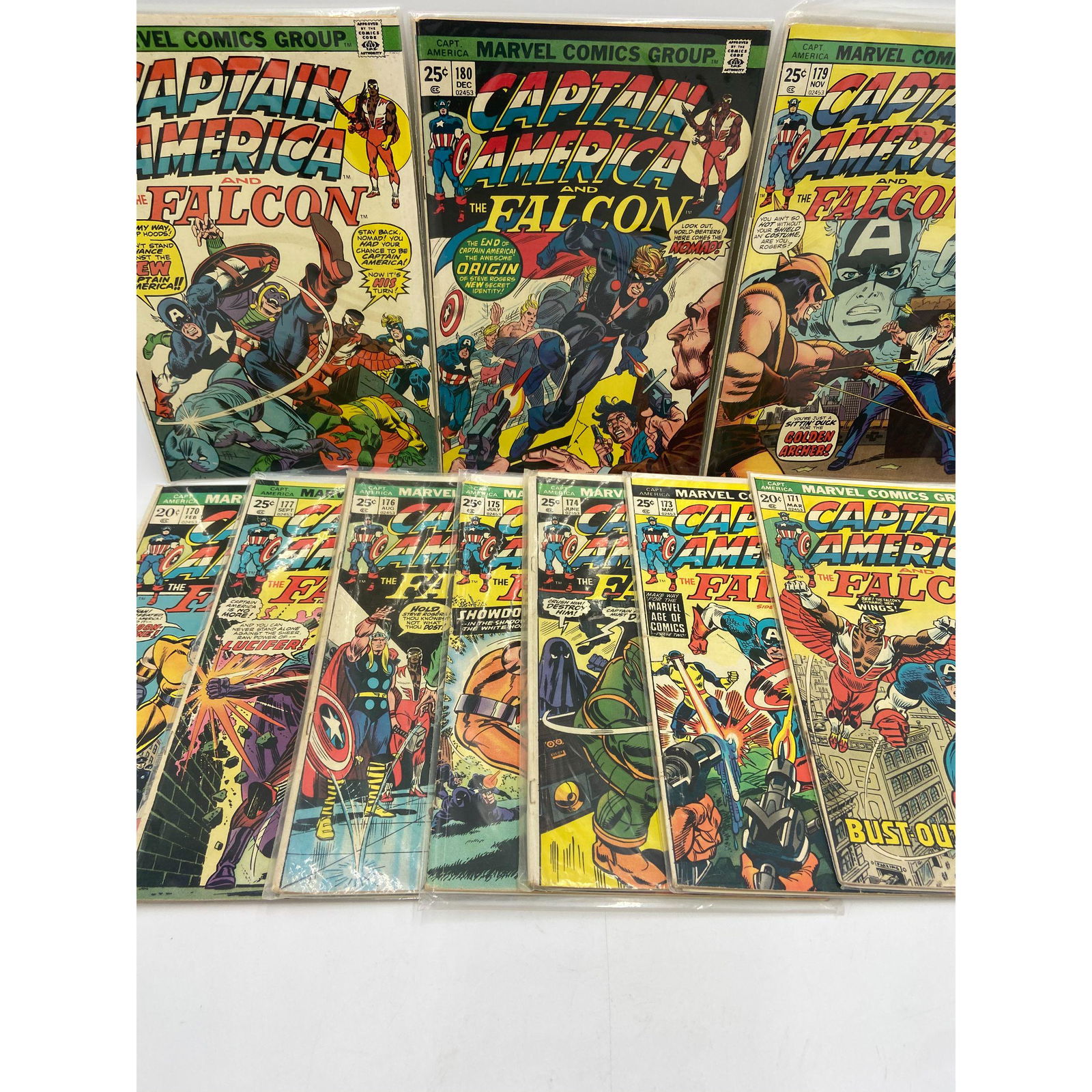 LOT 0F 10 VINTAGE MARVEL COMICS CAPTAIN AMERICA 20 CENT (1 of 11)