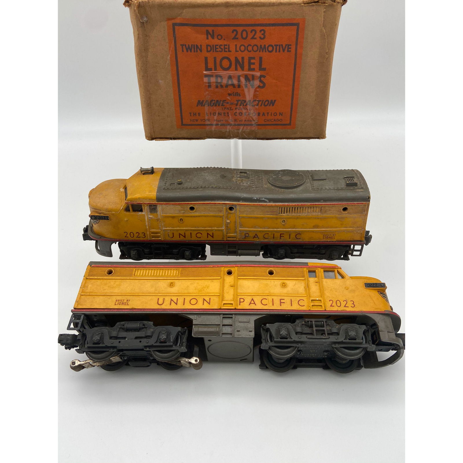 Antique Lionel Trains "UNION PACIFIC 2023" (1 of 10)