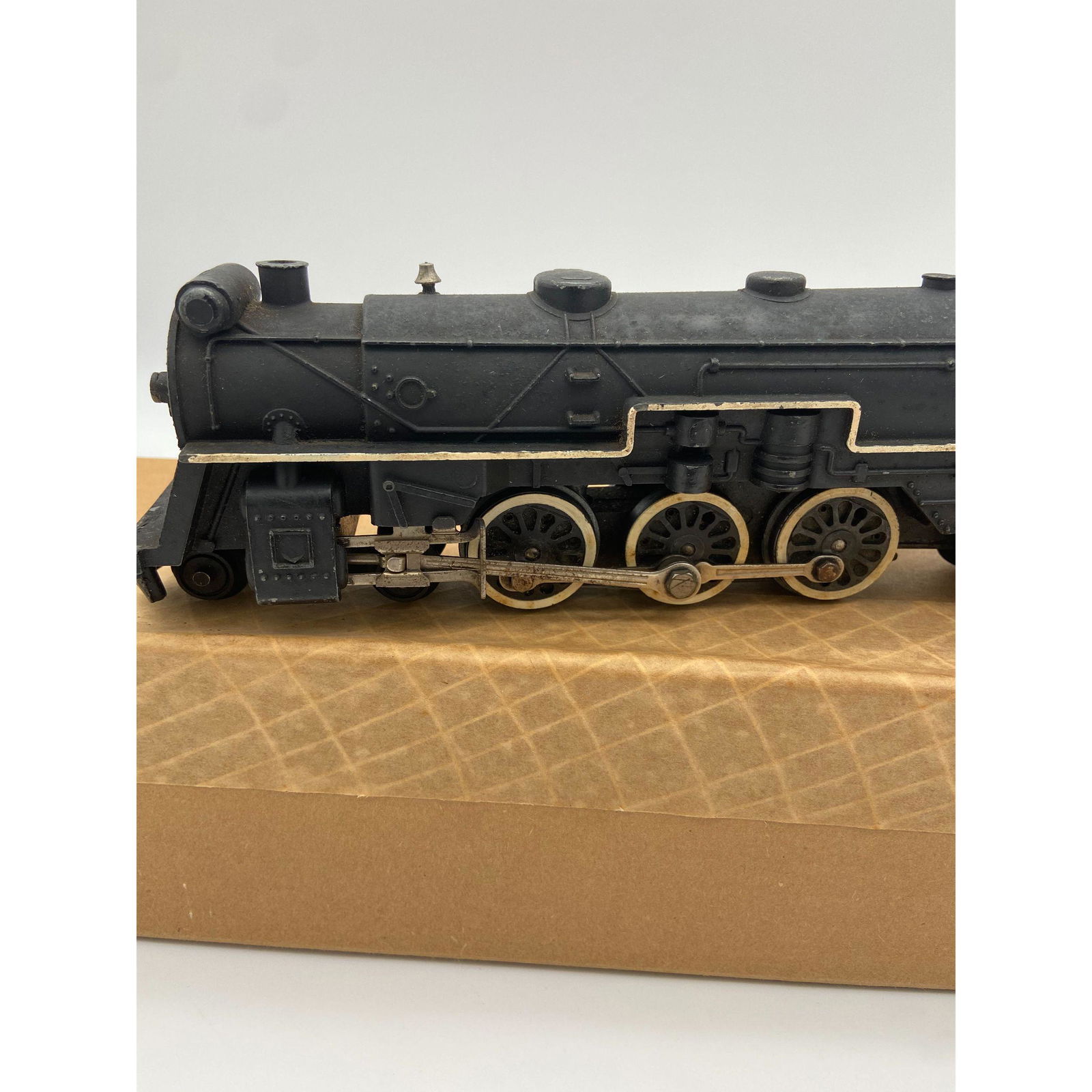 Antique American Flyer Train Set, Engine 295 (1 of 9)