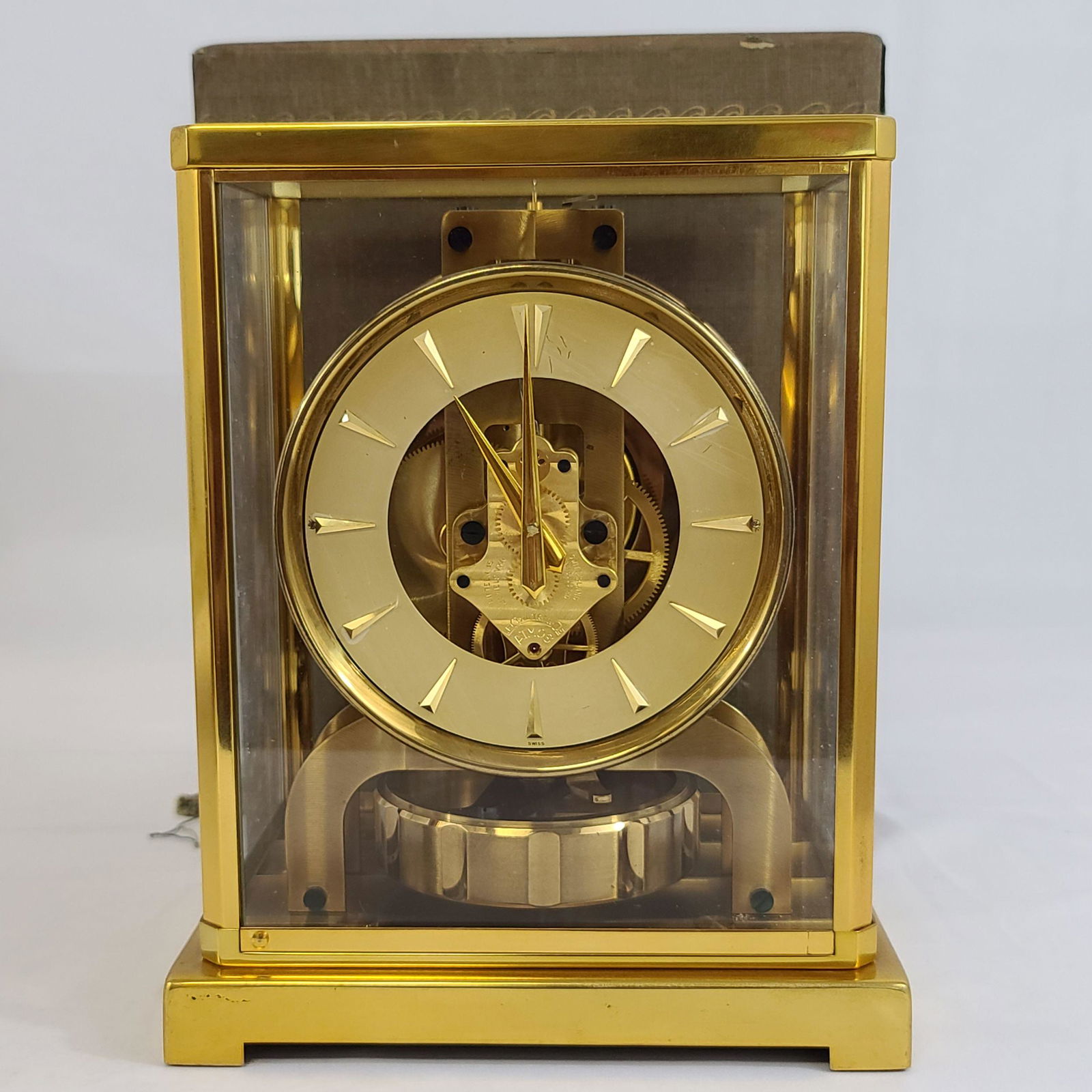 Le Coultre ATMOS Perpetual Clock W/ Case (1 of 20)