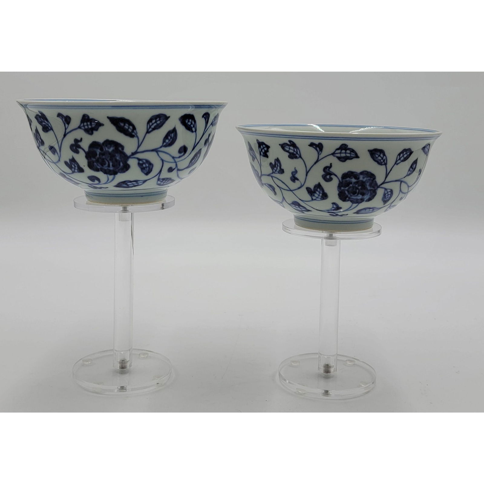 A Pair Of Chinese Blue And White Bowls Xuande Mark MING (1 of 20)