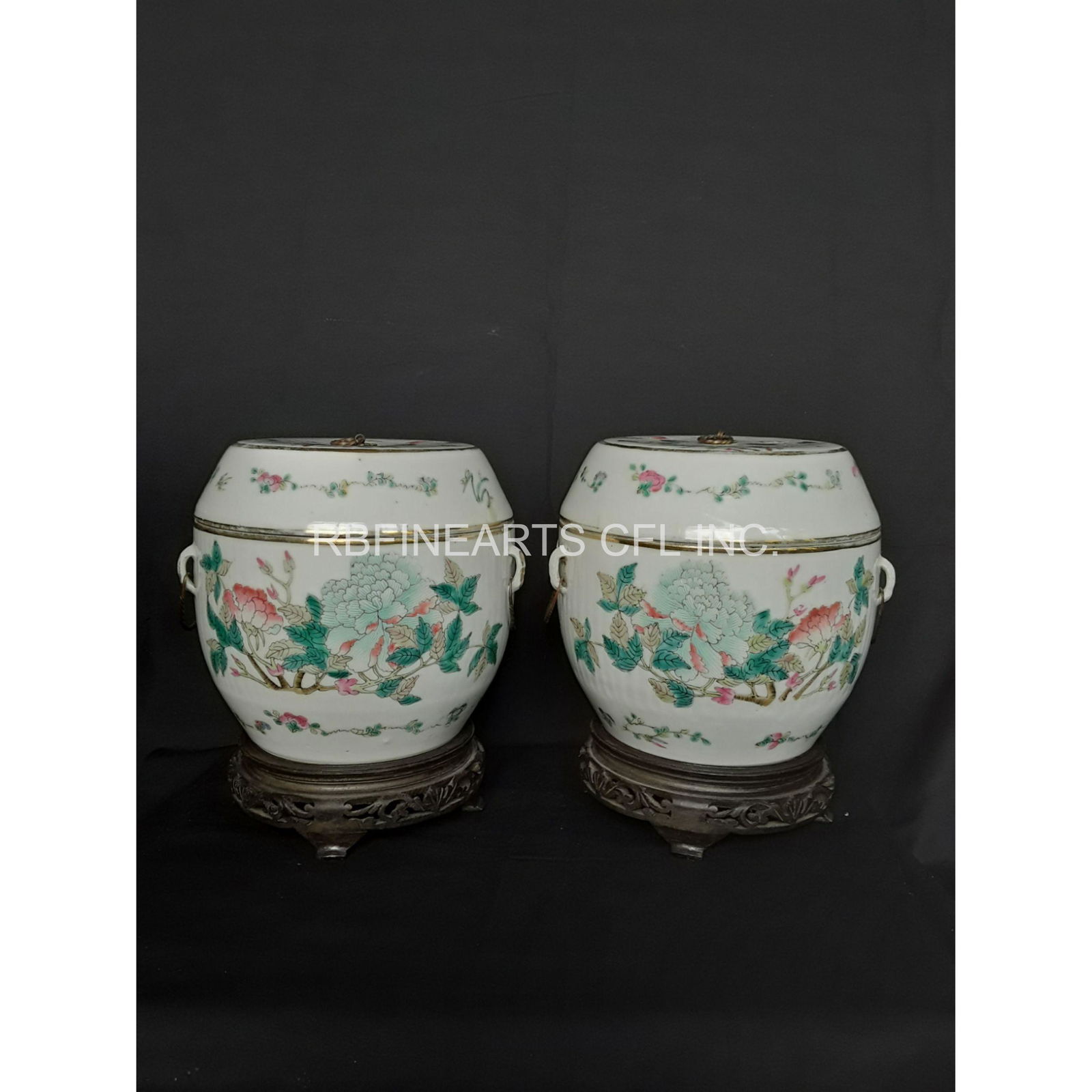 A Fine Pair Of Chinese Famille Rose Lidded Pots 19th C (1 of 19)