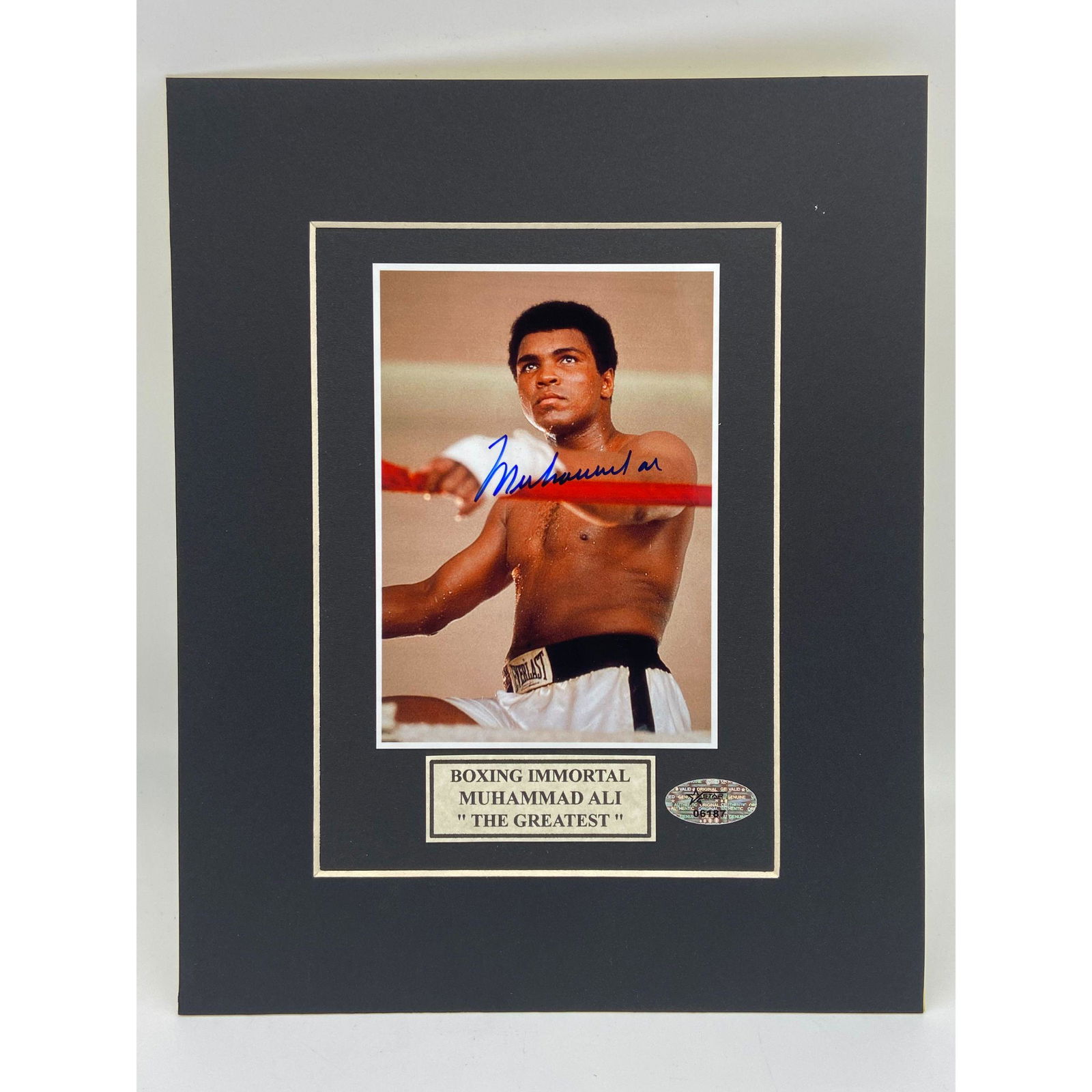 Muhammad Ali "THE GREATEST" Autographed Photo w/ COA (1 of 5)