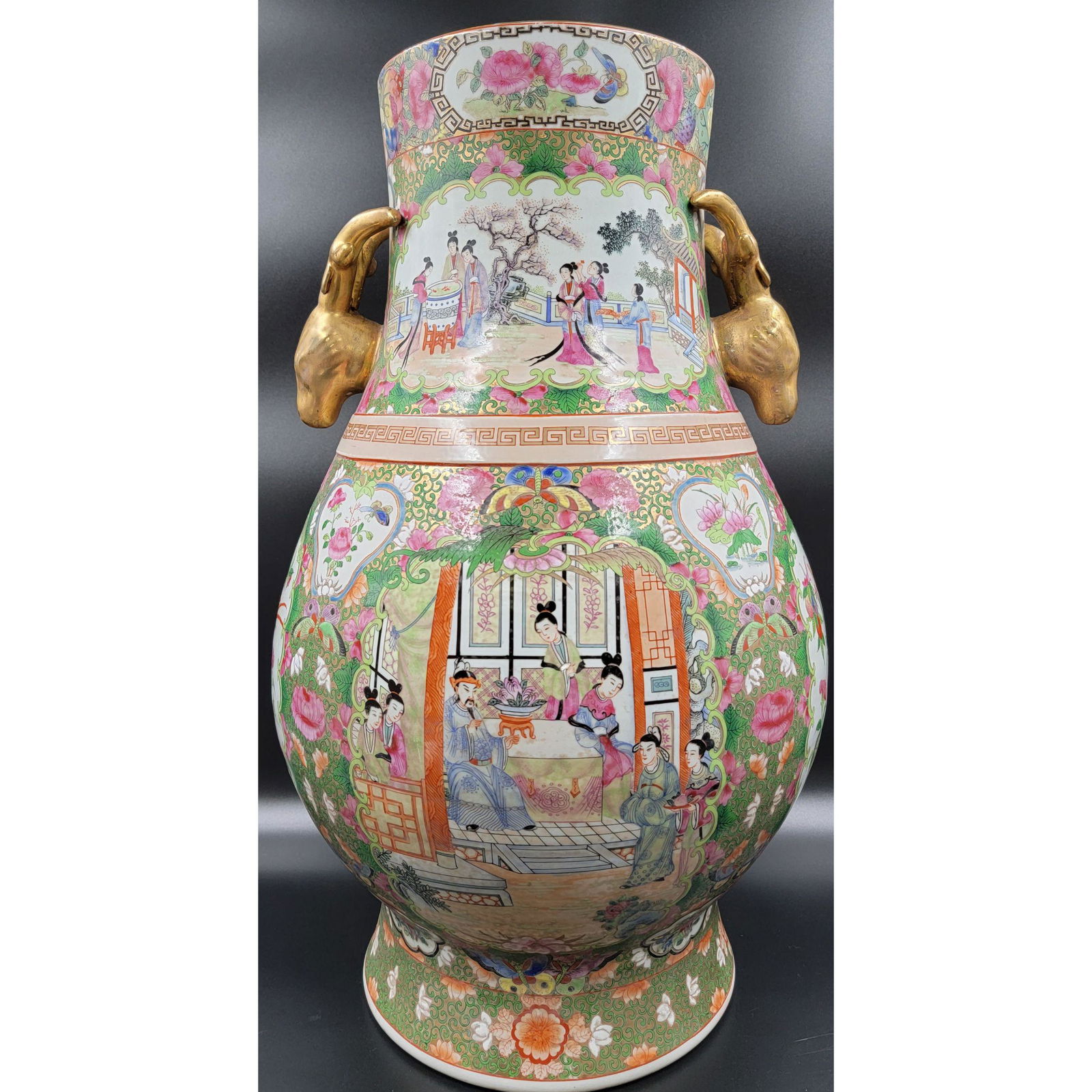 A Large Chinese Famille Rose Vase (1 of 20)