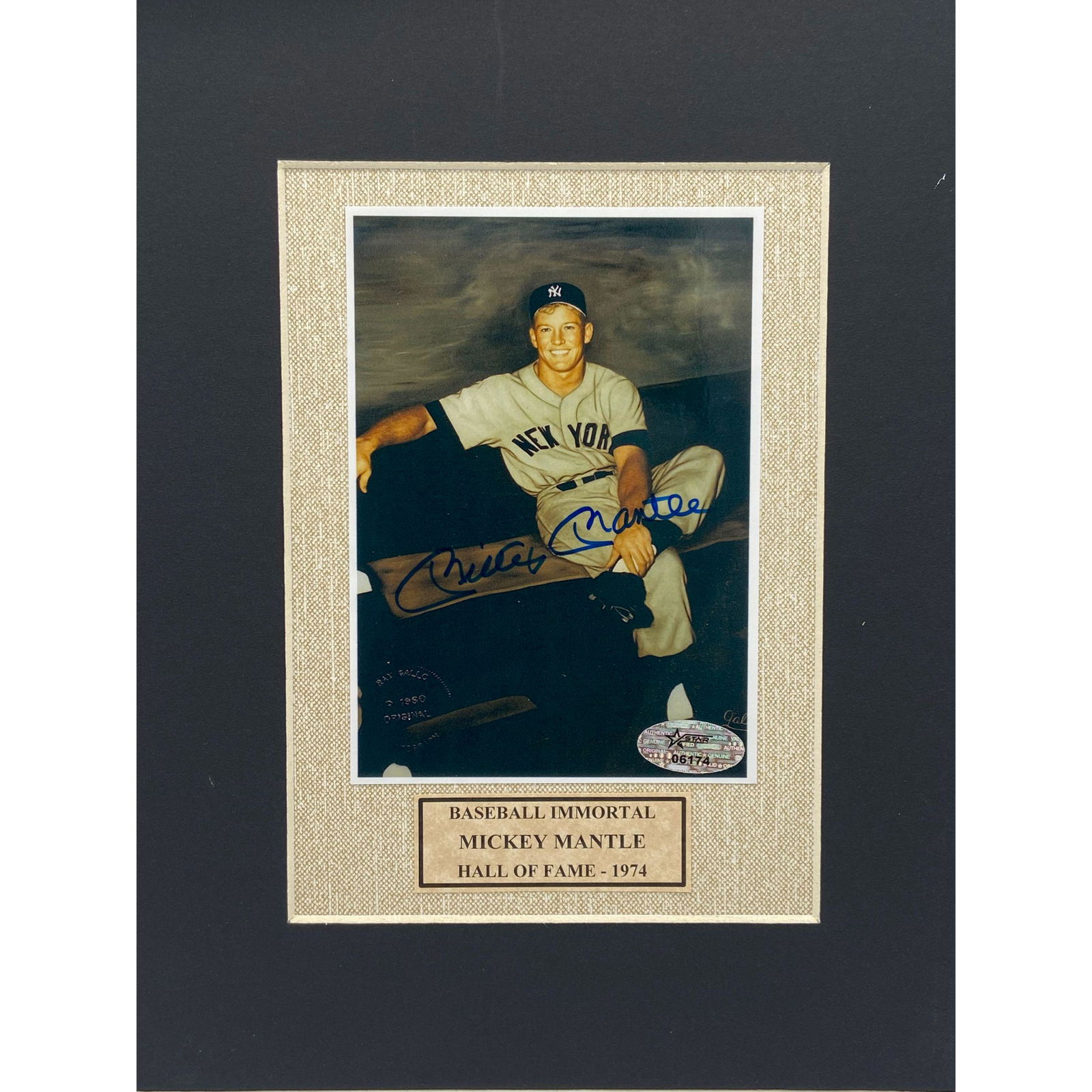 New York Yankees Mickey Mantle Autographed Photo w/ COA (1 of 6)