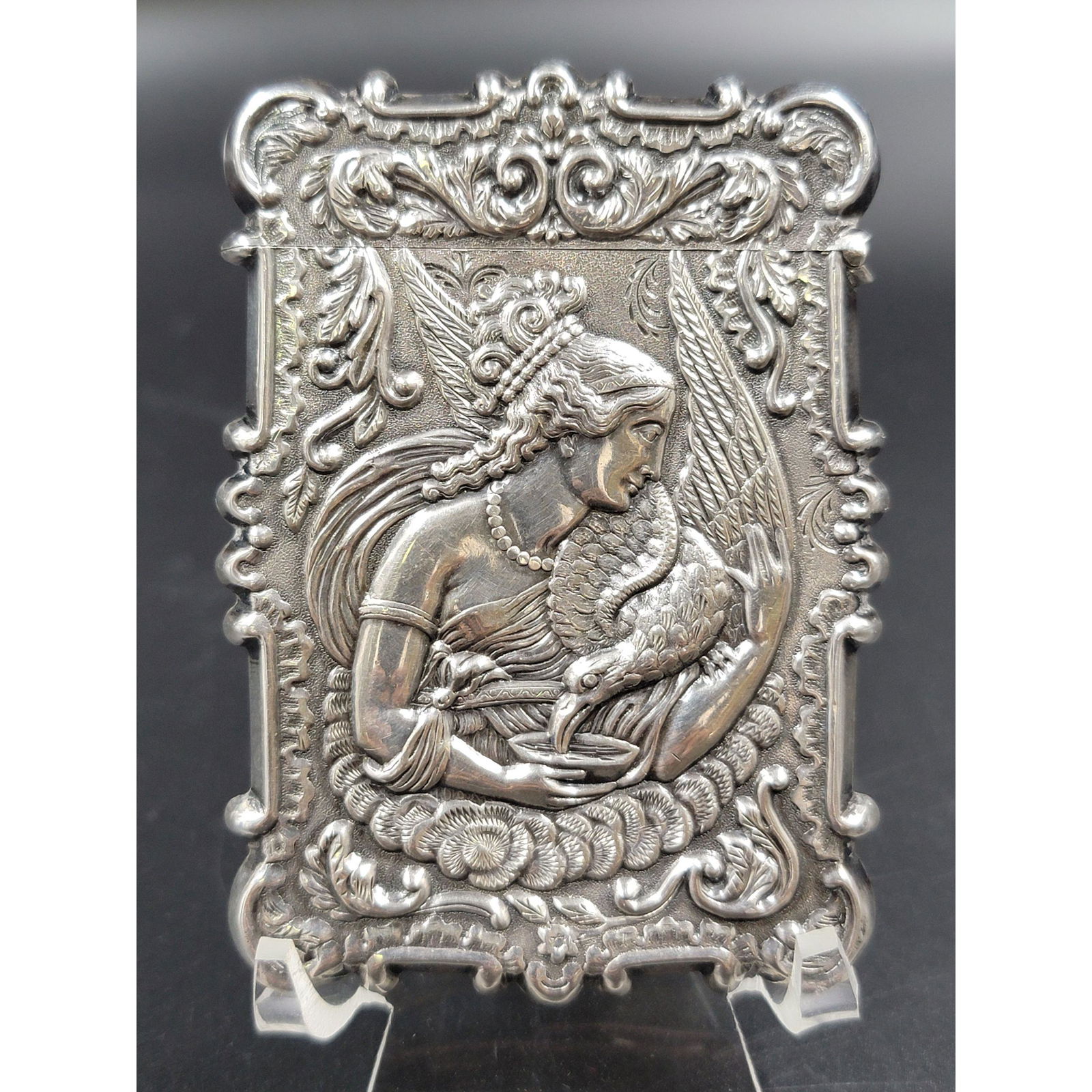 A Nice Sterling Silver Repousse Case 46 Grams (1 of 5)