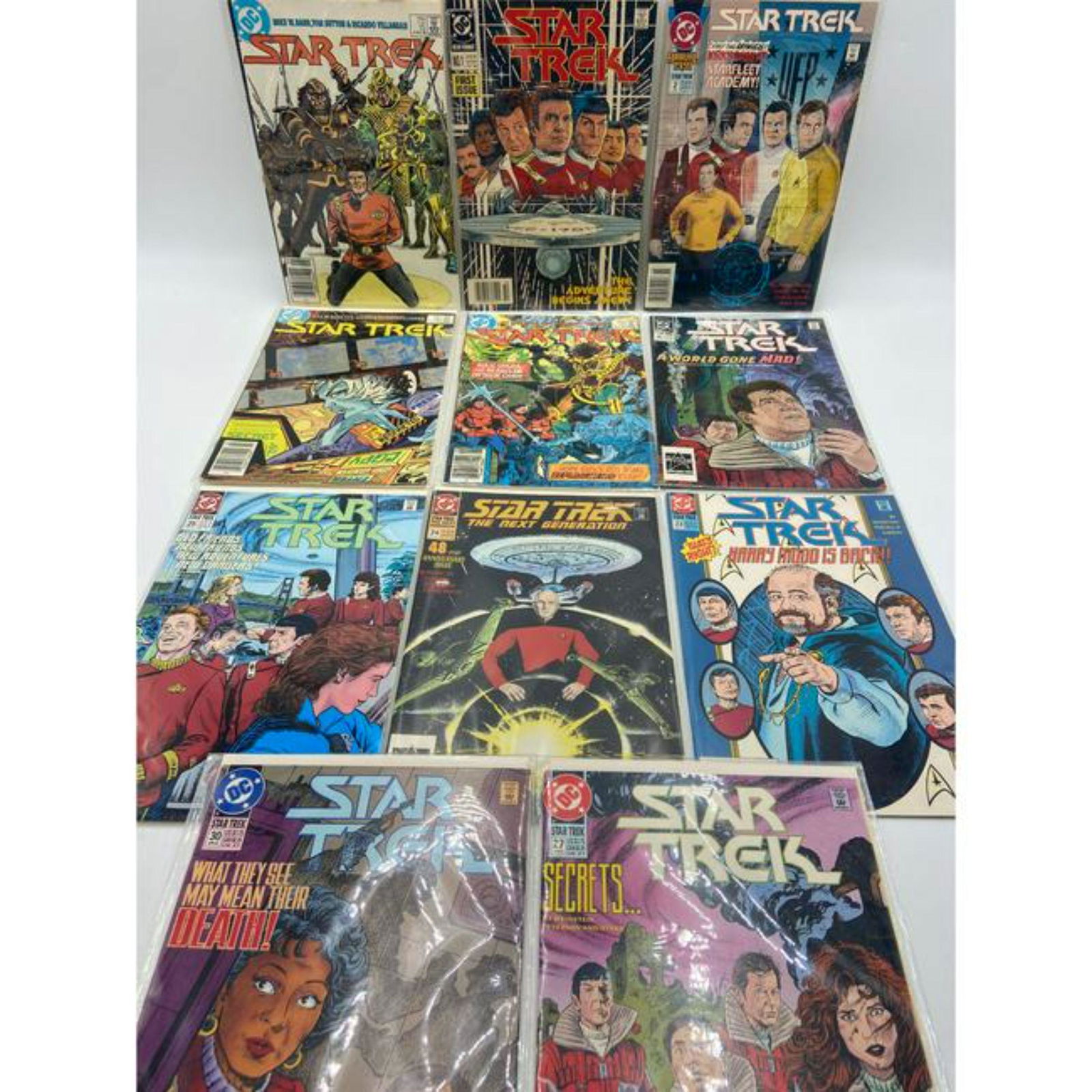 LOT OF 11 VINTAGE DC COMICS STAR TREK (1 of 12)