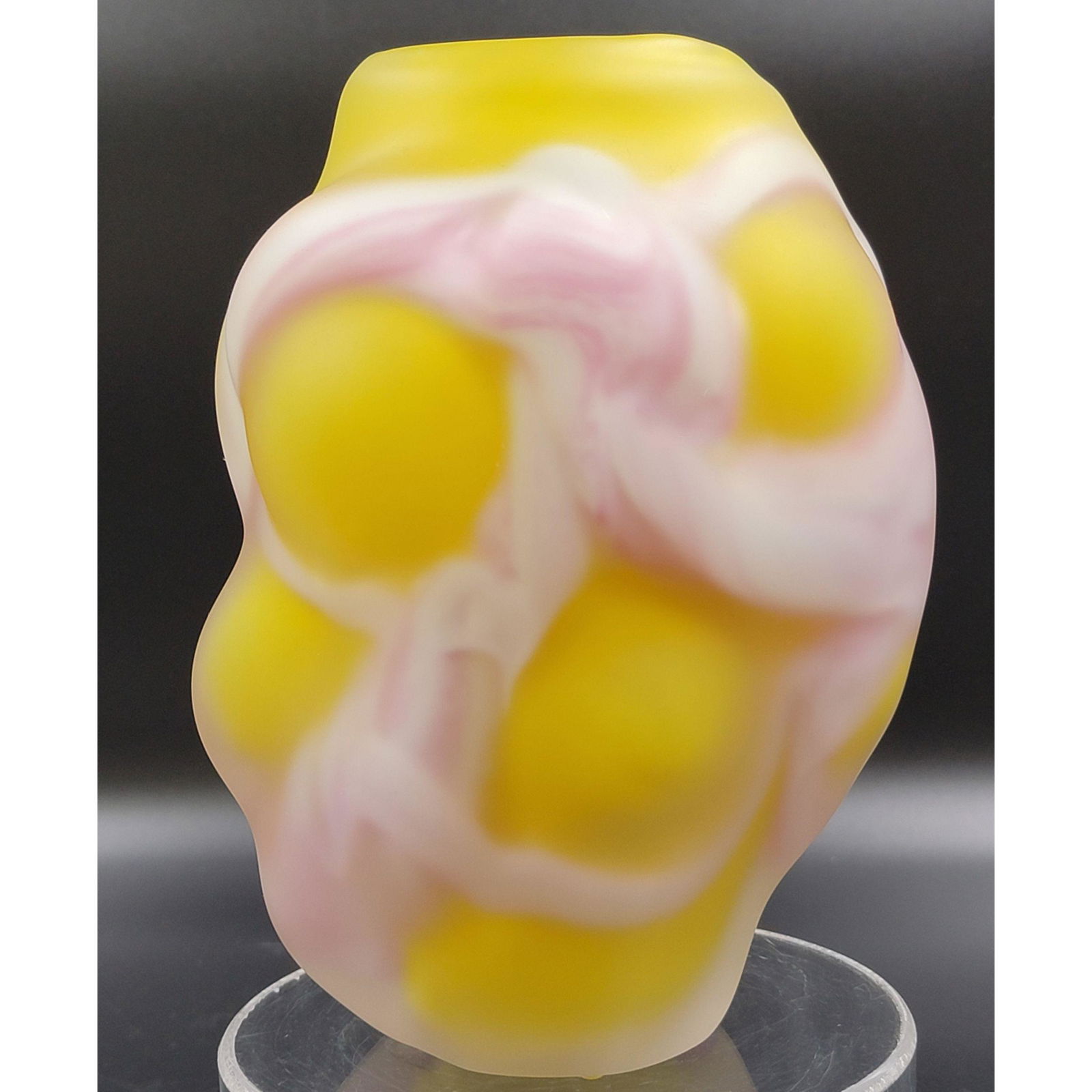 Orrefors Art Glass Artist Signed: Orrefors Art Glass Artist Signed. Measure 8 1/4" Tall And Very Heavy. Please carefully read our terms of sale, shipping information, and request any condition reports or photos prior to placing a bid.