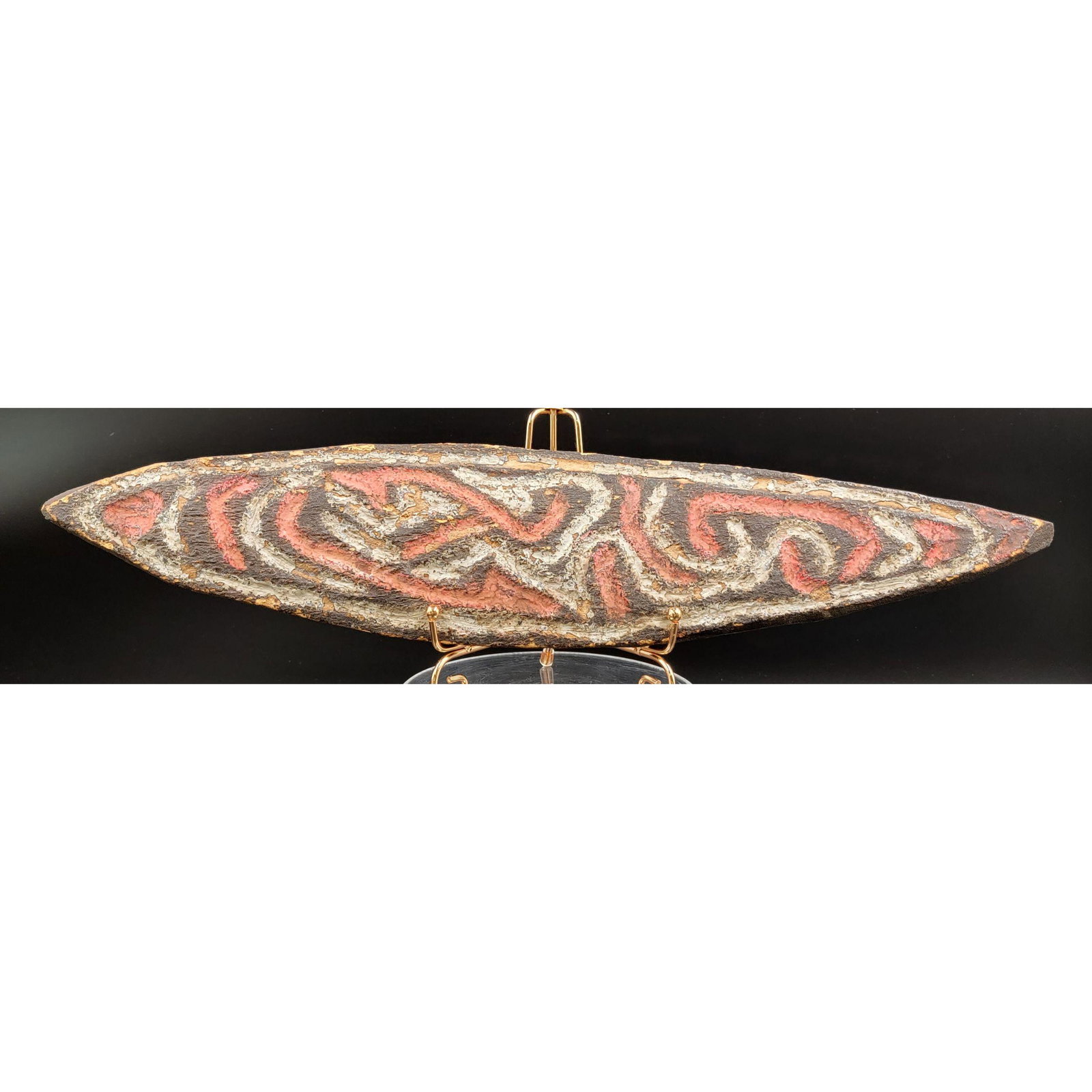 Rare Antique Authentic Gope Board: A rare & highly unusual early Asmat Gope board, carved with rat’s teeth. Former property of a tribal arts dealer in Santa Fe, New Mexico. Measure 18" Long x 4" At Widest Point. Please carefully read