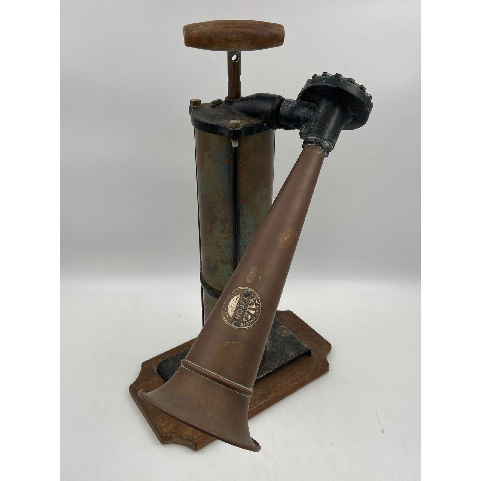 Antique Fog Horn Tyfon Trademark, Malmo Sweden (1 of 12)
