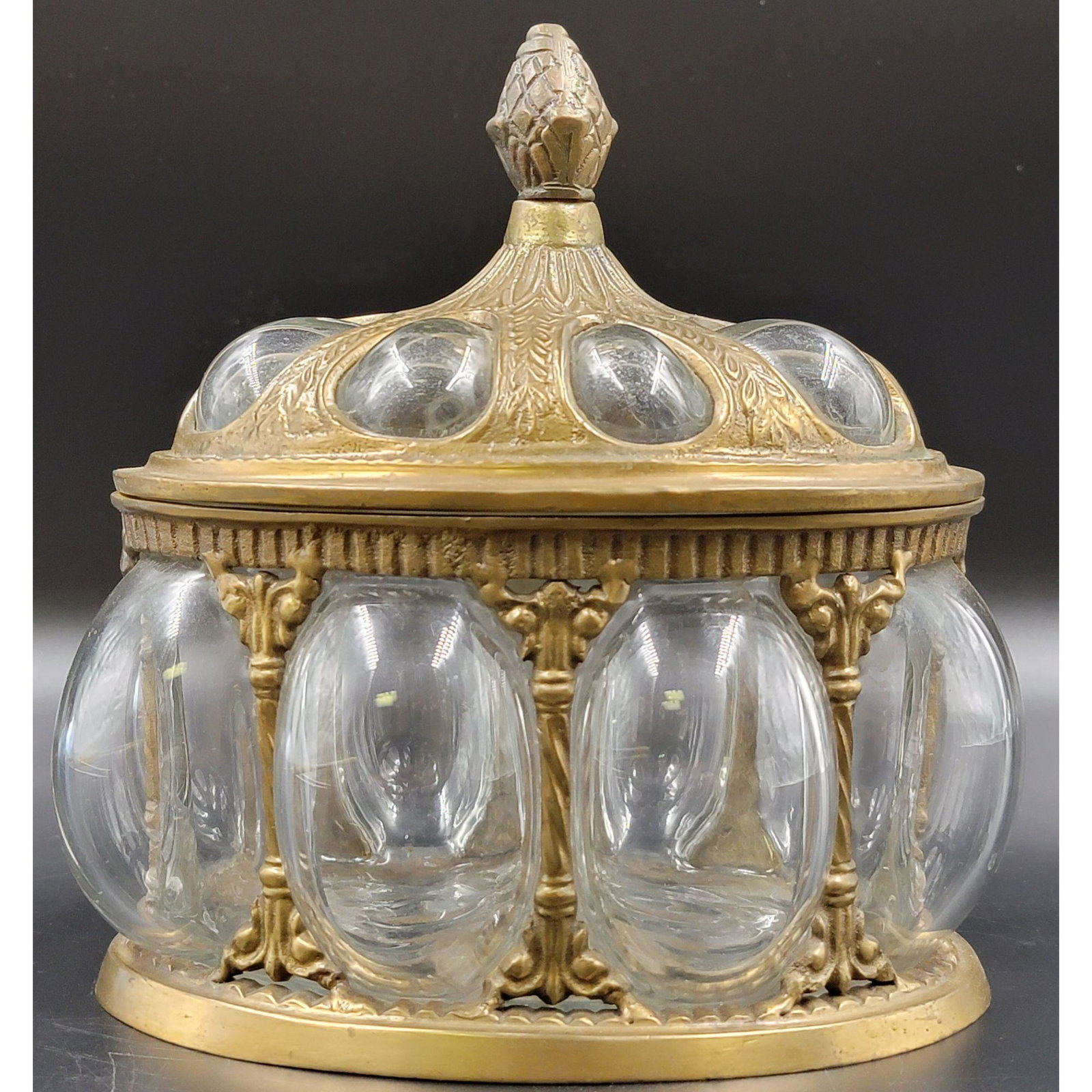 A Nice Vintage Dresser Box Mounted On Bronze (1 of 11)