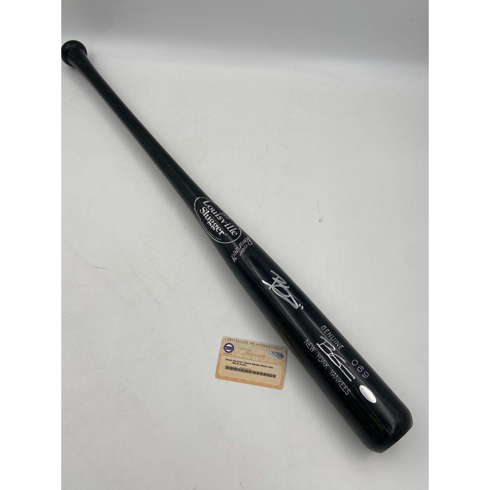 New York Yankees Bret Gardner Autographed Bat Steiner S: New York Yankees Bret Gardner Autographed Bat Steiner Sports Certificate Of Authenticity... Please carefully read our terms of sale, shipping information, and request any condition reports or photos p