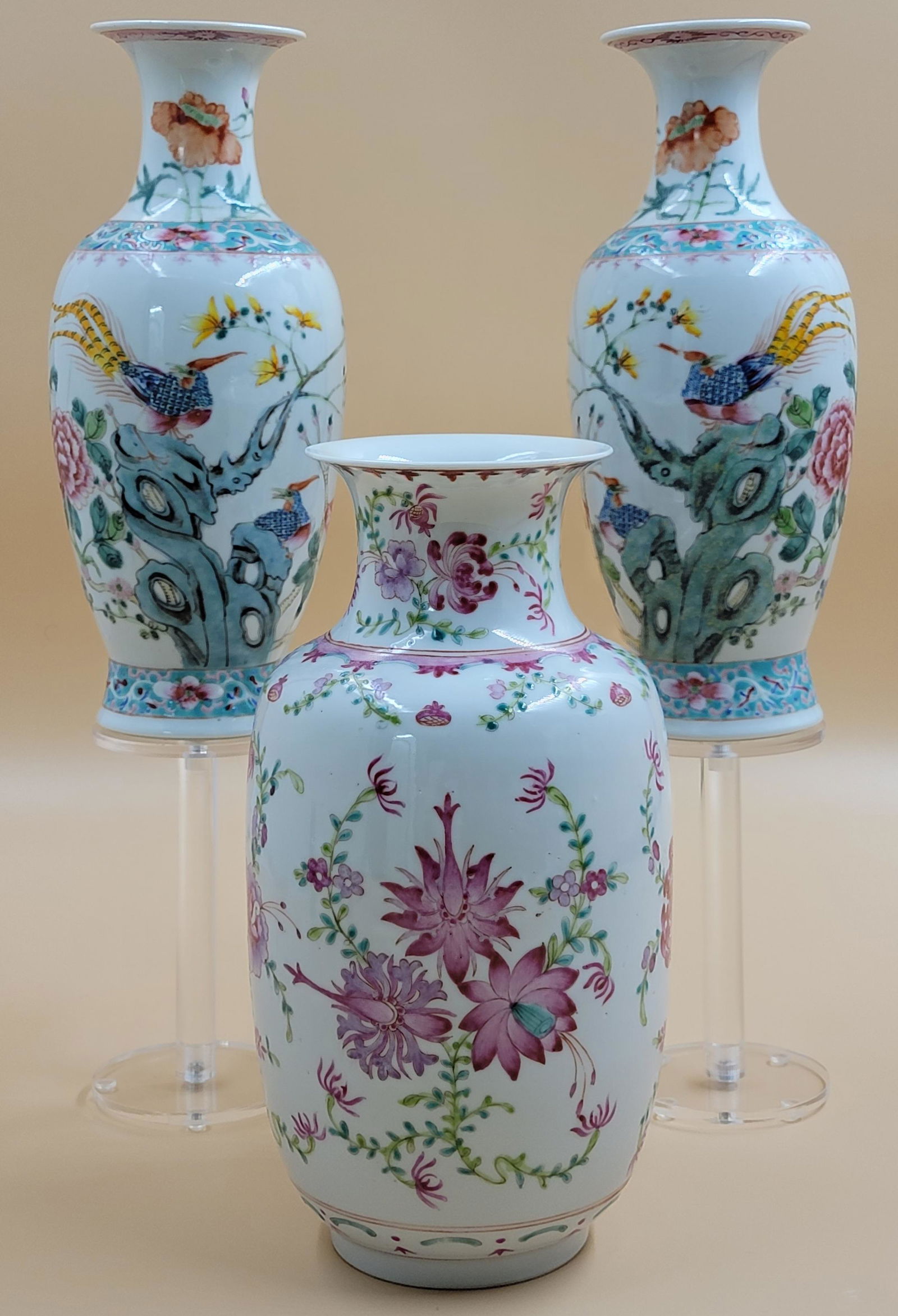 Lot Of 3 Chinese Famille Rose Vases Ca 1900-30 (1 of 18)