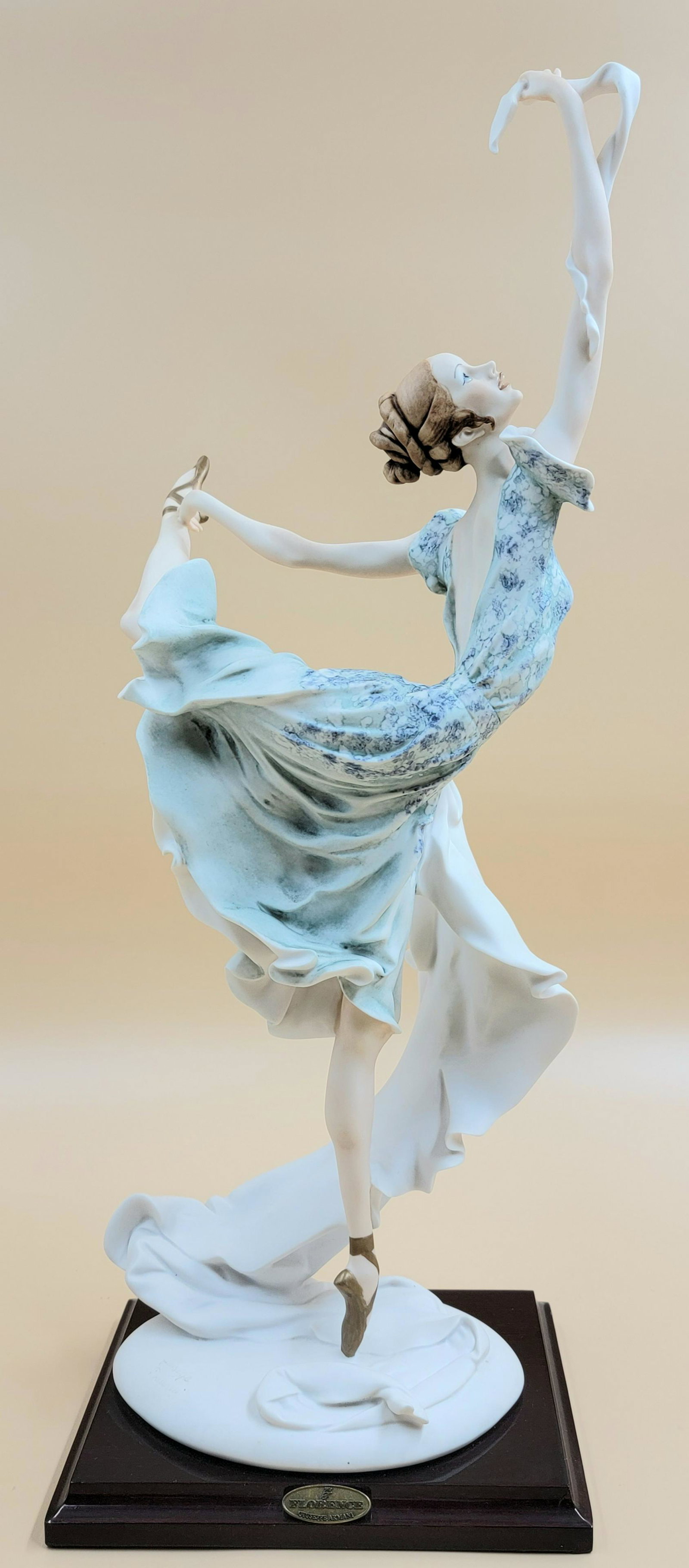 Florence Giuseppe Armani Figurine "Ballerina Pirouette" (1 of 8)
