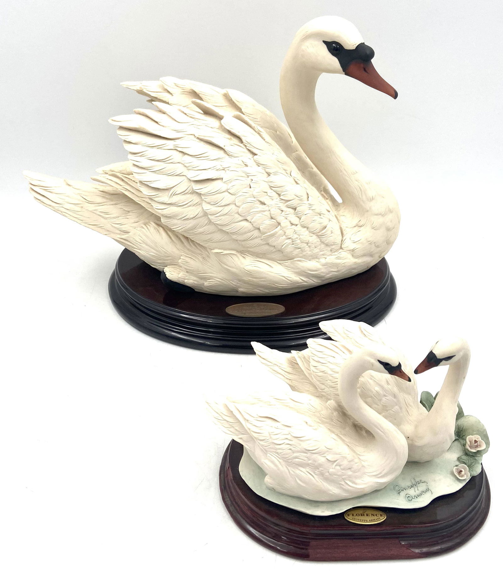 Pair Of Giuseppe Armani Swan Sculptures Royal Elegance: Pair Of Giuseppe Armani Swan Sculptures Royal Elegance 1384S And 1386S Pair Of Swans.....From A Florida Estate, We Will Be Listing Many More Of Giuseppe Armani Figures With Original Boxes In The Near