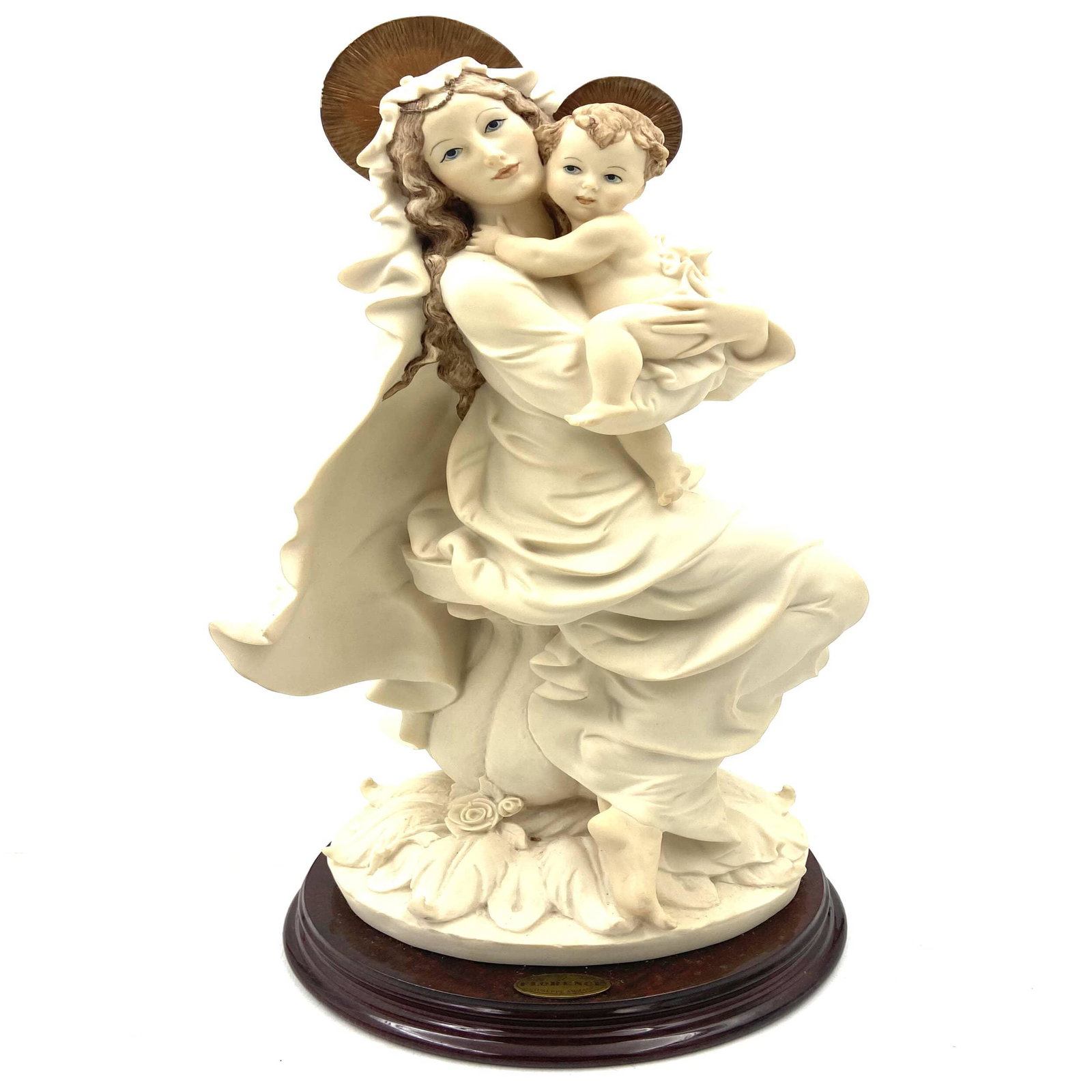 Giuseppe Armani Porcelain Figurine "Madonna With Child": Giuseppe Armani Porcelain Figurine Madonna With Child 0787F, Measures 14" Tall. Please carefully read our terms of sale, shipping information, and request any condition reports or photos prior to plac