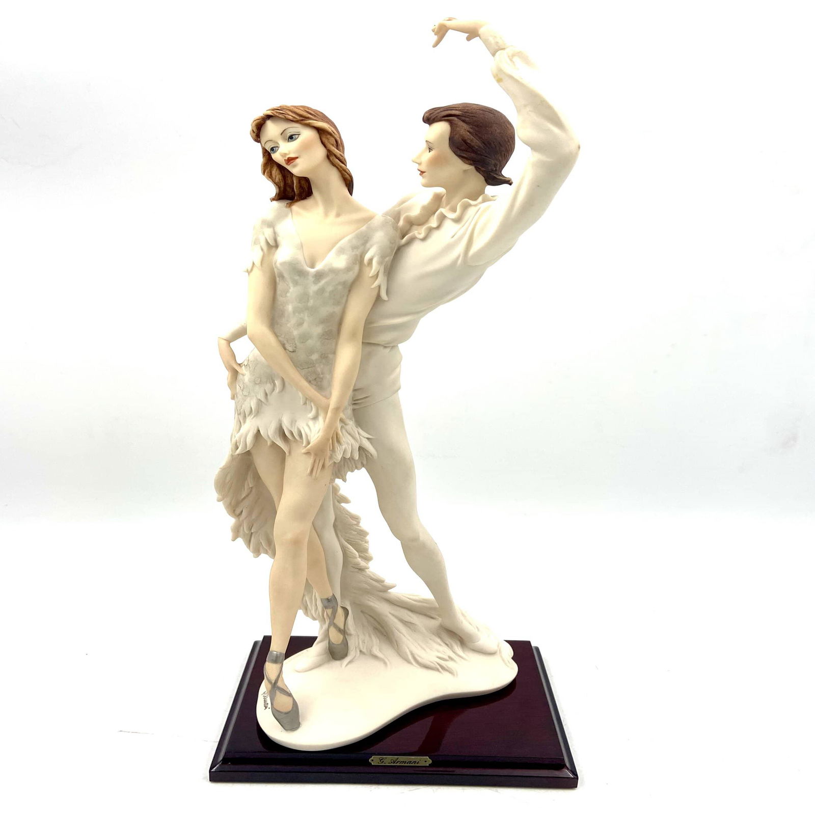 Giuseppe Armani Porcelain Figurine "Tango Dancers" (1 of 11)