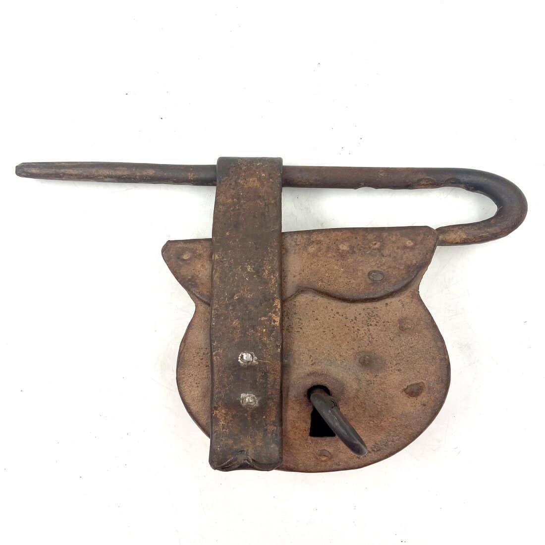 Vintage Decorative Lock With Key: Vintage Decorative Lock With Key. Measurements are 12 1/8" x 9 3/8" x 1 7/8"...Comes From A Central Florida Estate. Please carefully read our terms of sale, shipping information, and request any condi