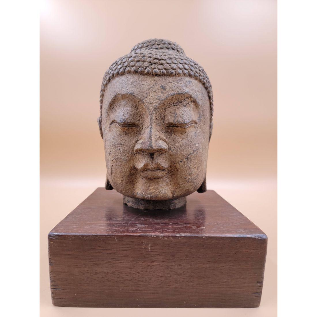 A Finely Carved Chinese Stone Buddha Head (1 of 17)
