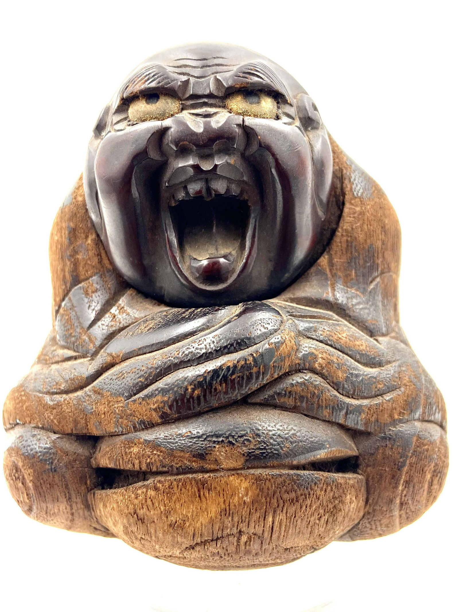 An Antique Japanese Carved Tobacco pouch, likely Edo (1615-1868) (1 of 11)