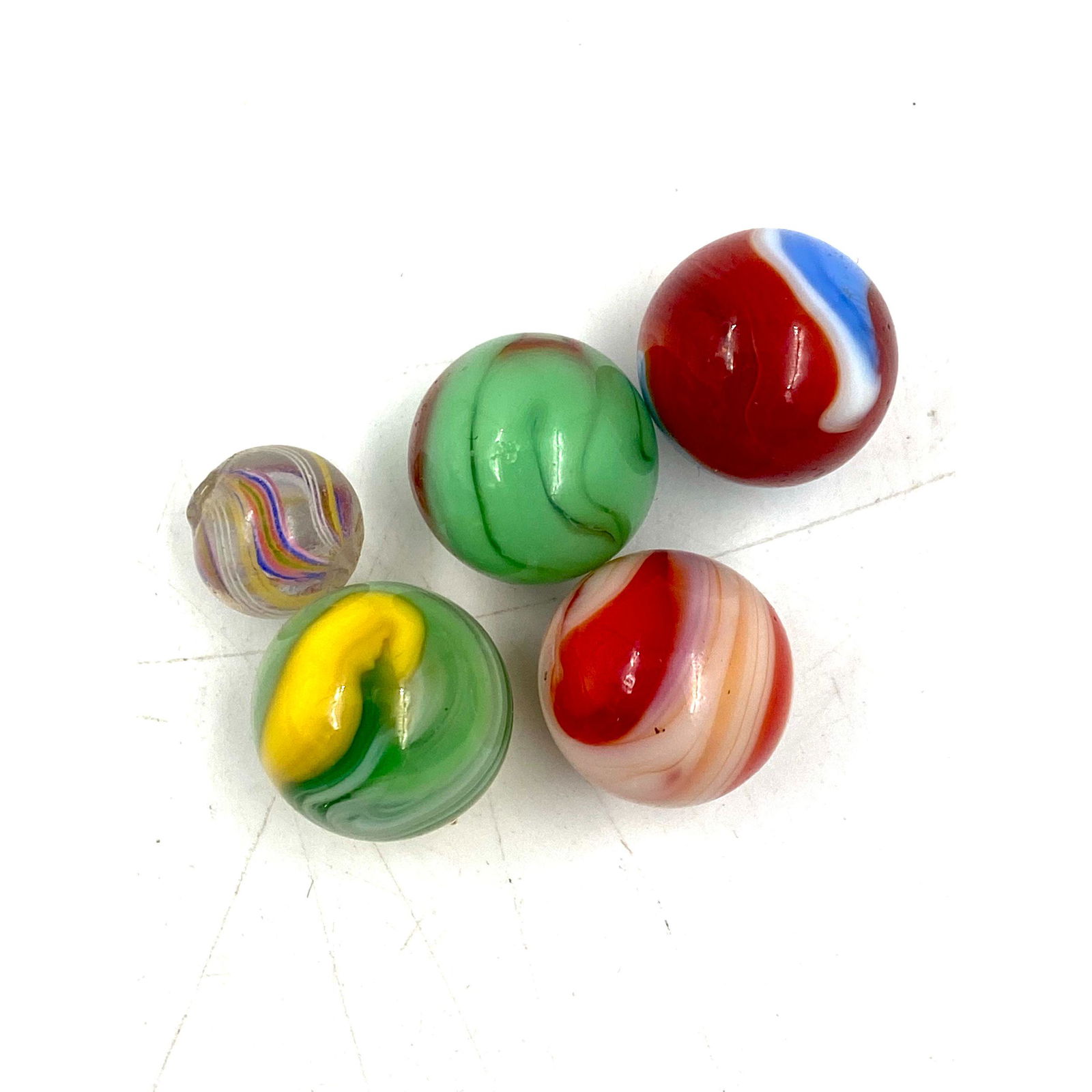 Lot Of 5 Machine Made (4) & Hand Made (1) Antique Marbles (1 of 16)