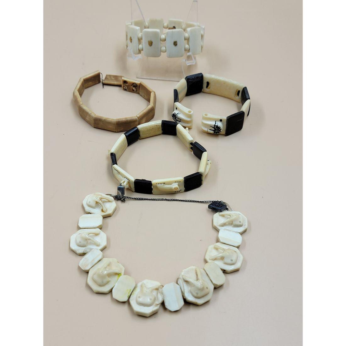 Lot Of 5 Inuit Bracelet Hand Carved (1 of 13)