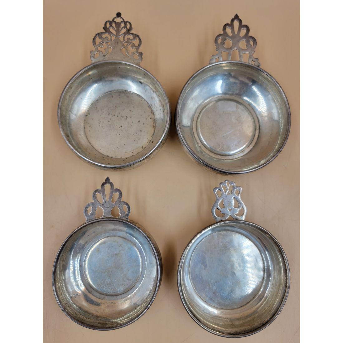 Lot Of 4 Antique Sterling Silver Porringer Gorham, Newport, Quaker And Wallace 337 Total Grams: Lot Of 4 Antique Sterling Silver Porringer Gorham, Newport, Quaker And Wallace. Please carefully read our terms of sale, shipping information, and request any condition reports or photos prior to plac