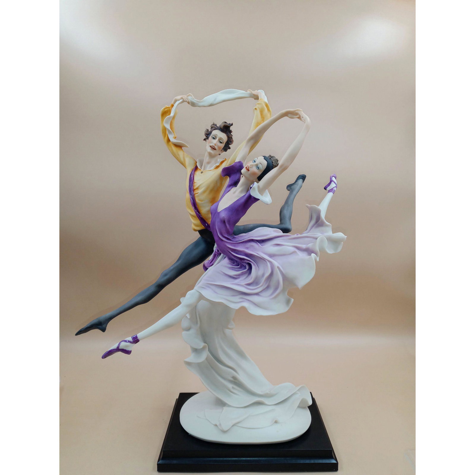 A  Large Giuseppe Armani Figurine: Limited Edition 51/7500 Male And Female Arabesque Ballerinas (1 of 10)