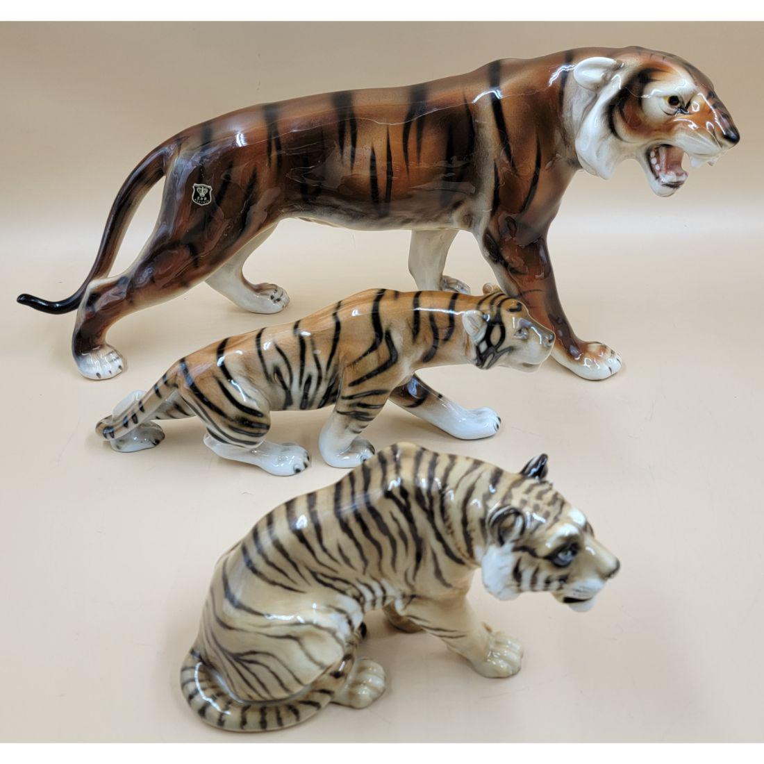 3 FIne Hutschenreuther, Royal Dux And Austrian Porcelain Tiger Sculptures (1 of 12)