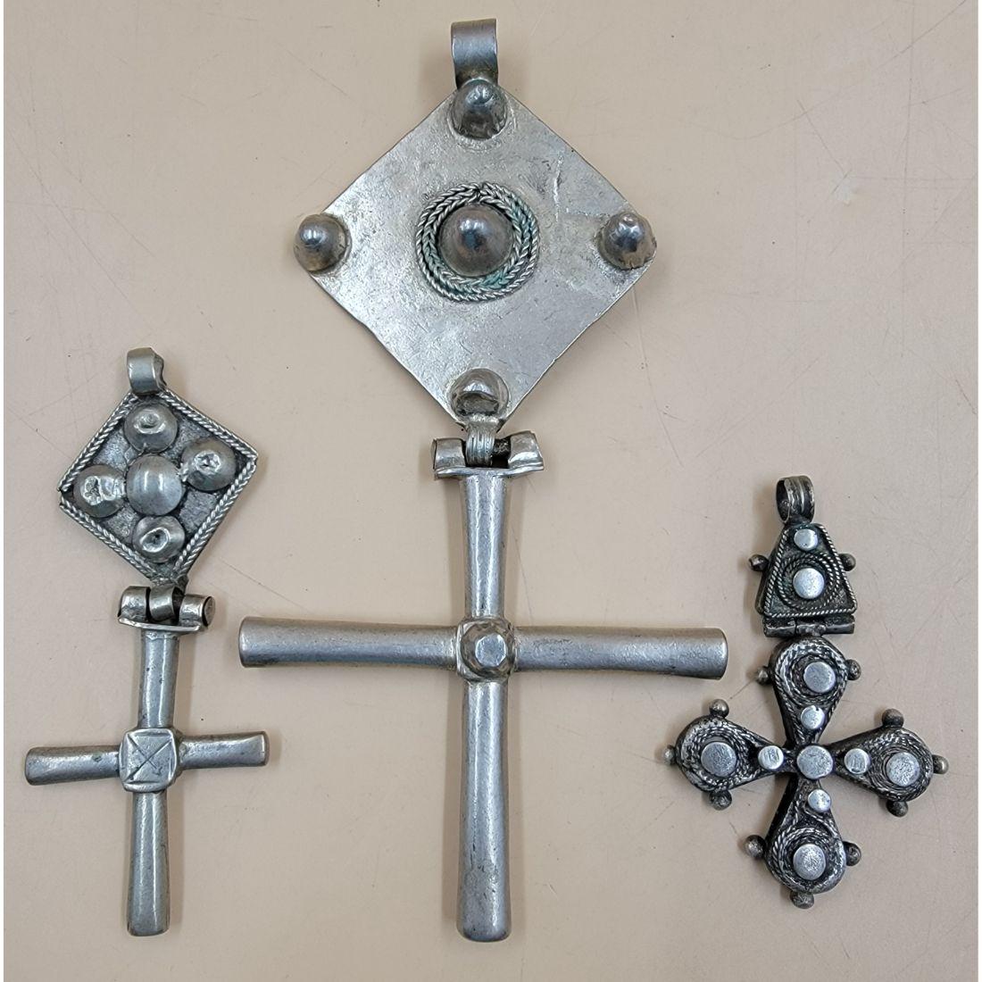 Lot Of 3 Early Antique Silver Crosses Byzantine Style: Lot Of 3 Early Antique Crosses Byzantine Style. Measures From 3 1/4" To 7". This, and many lots forthcoming were found at the massive central Florida estate of a true antiquarian who amassed his magni