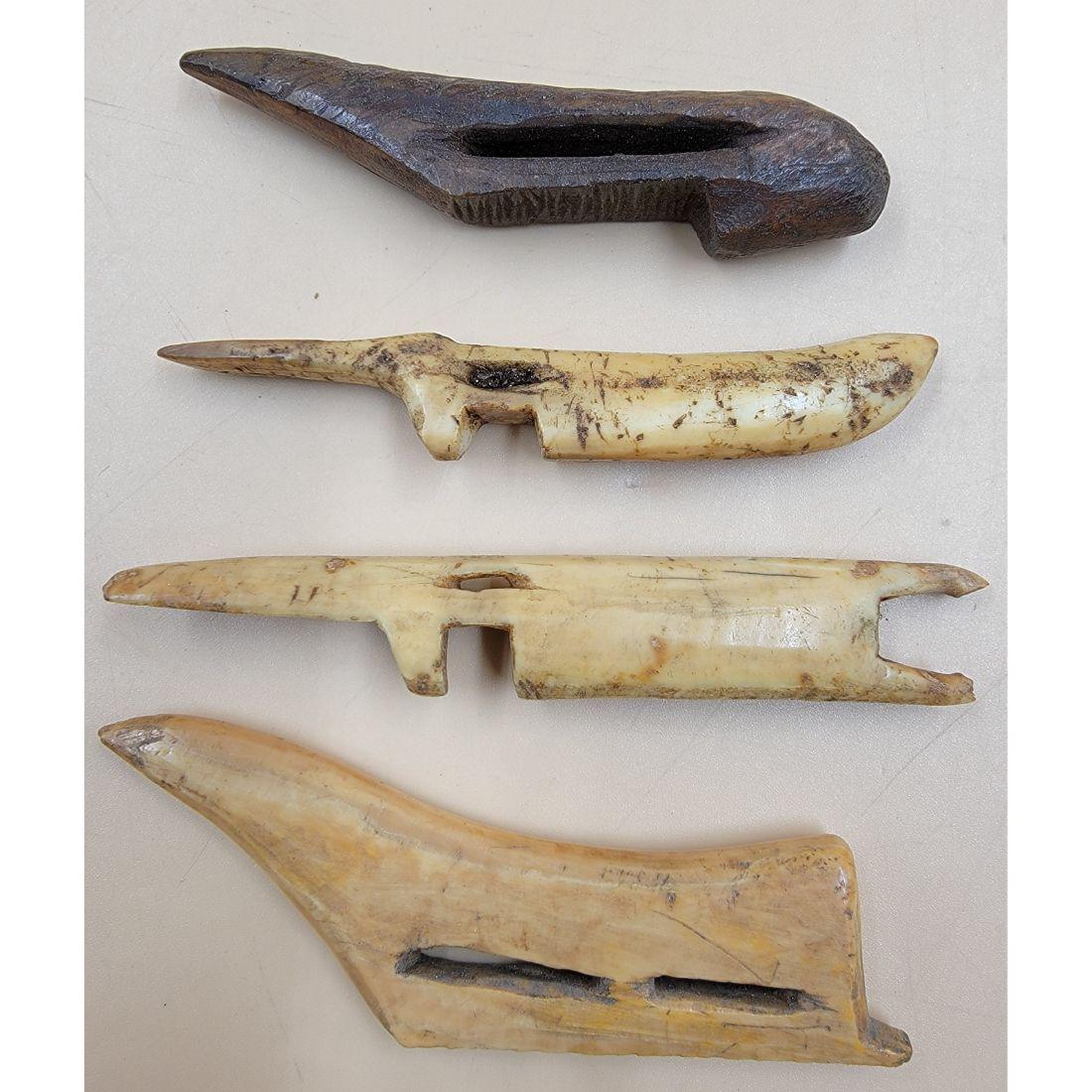 A Grouping 4 Of Eskimo Alaskan / Inuit Implements / Tools / Points: http://eskimo-art.org/site/ (PLEASE VISIT THIS LINK TO SEE SOME EXAMPLES) A Grouping Of 4 Eskimo Alaskan / Inuit Implements / Tools / Points . This Lot Comes In Various Sizes. This, and many lots fort