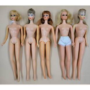 Vintage Barbie Doll Lot: A very nice assortment of Mod Barbie dolls . Five dolls total ranging from good to very good vintage condition. Came from a large Barbie collection. A really fun lot. Please carefully read our terms o