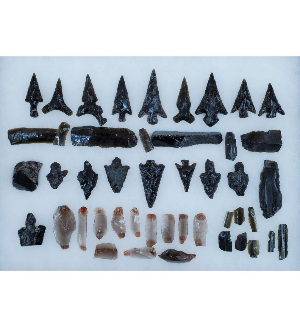 Lot of Obsidian Arrowheads and other Implements, Age Unknown (1 of 7)