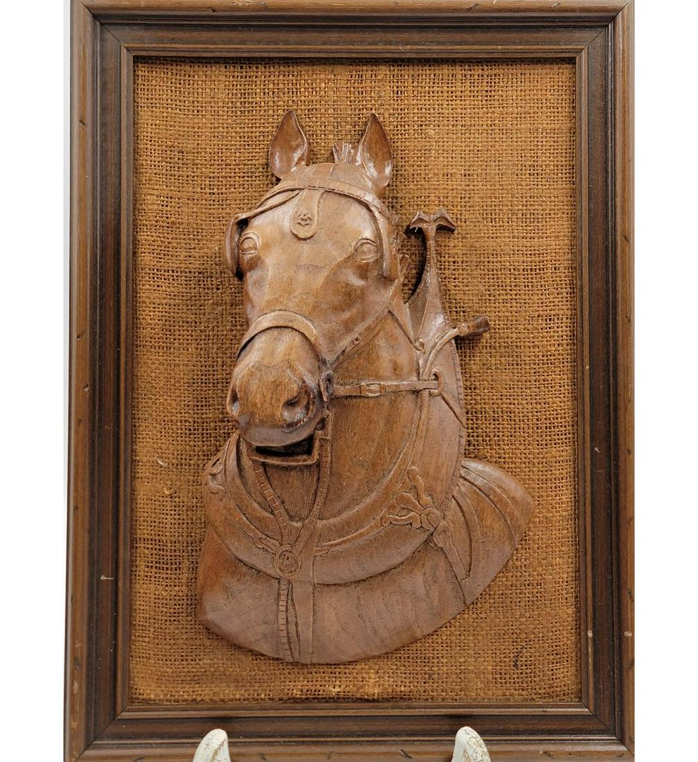 An early Anheuser Busch Clydesdale Carved Wood Bust (1 of 10)