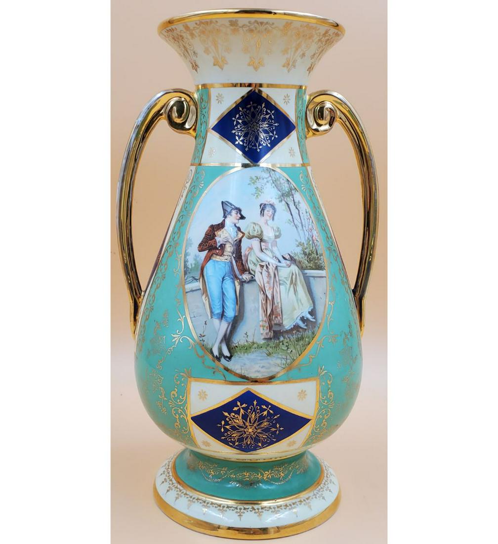 Le Mieux China Hand Decorated Vase, 24k Gold Auction