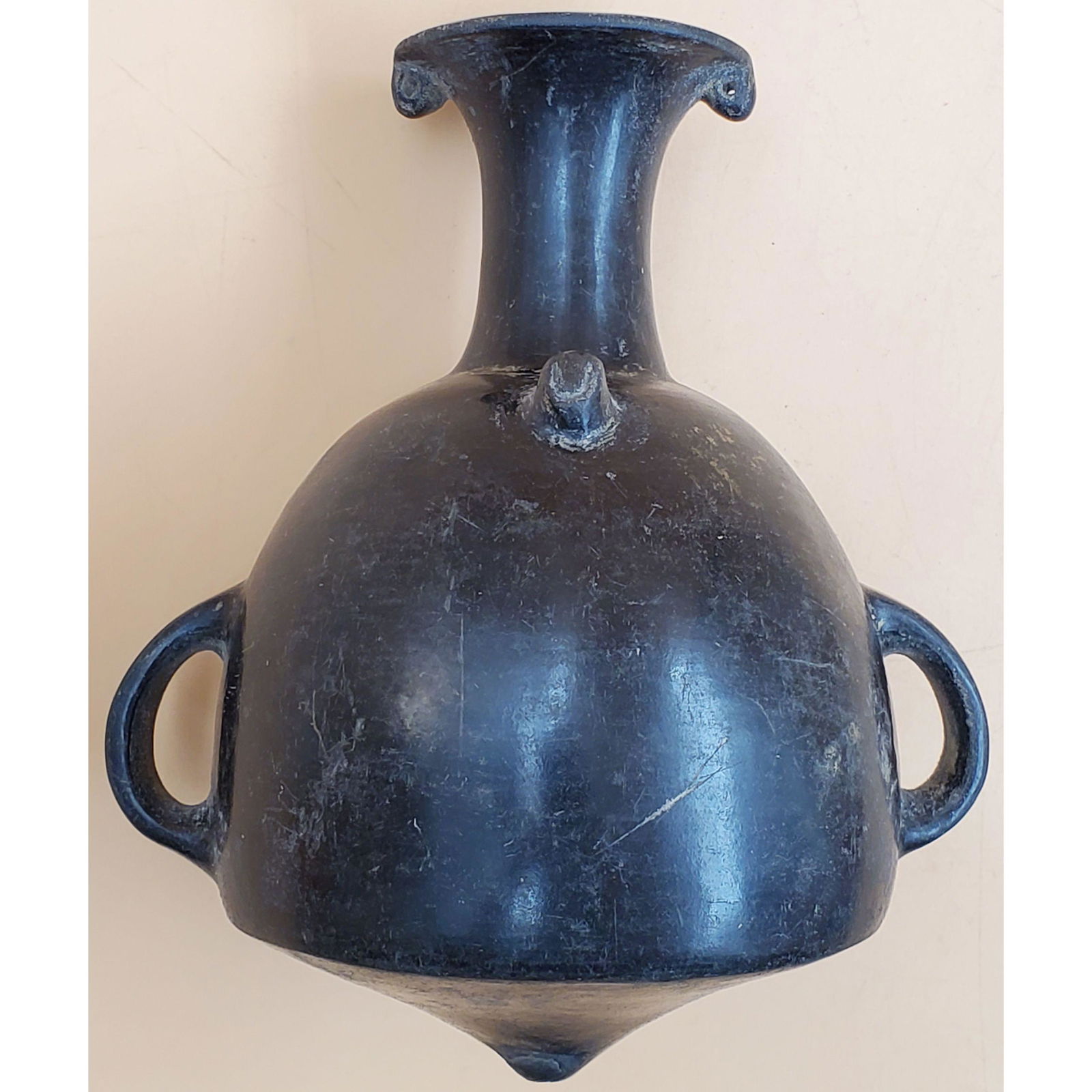 Pre Columbian Inca Black Cuzco Bottle (1 of 10)